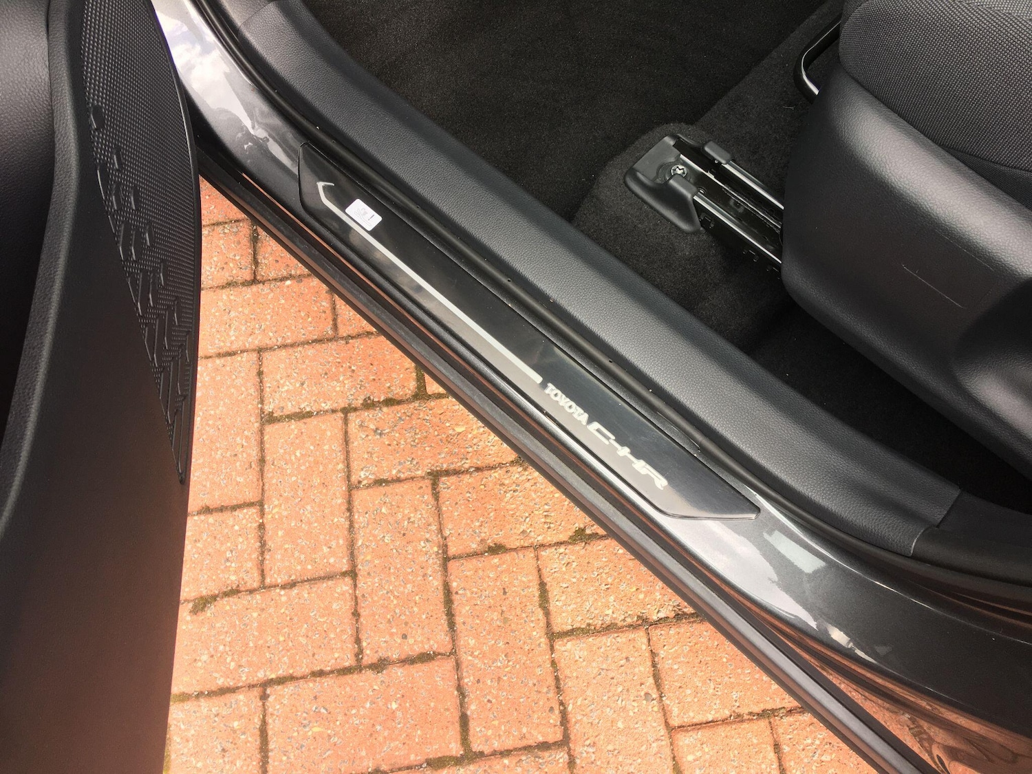 Used Toyota C-HR 2025 for sale - 78157223: Photo 30