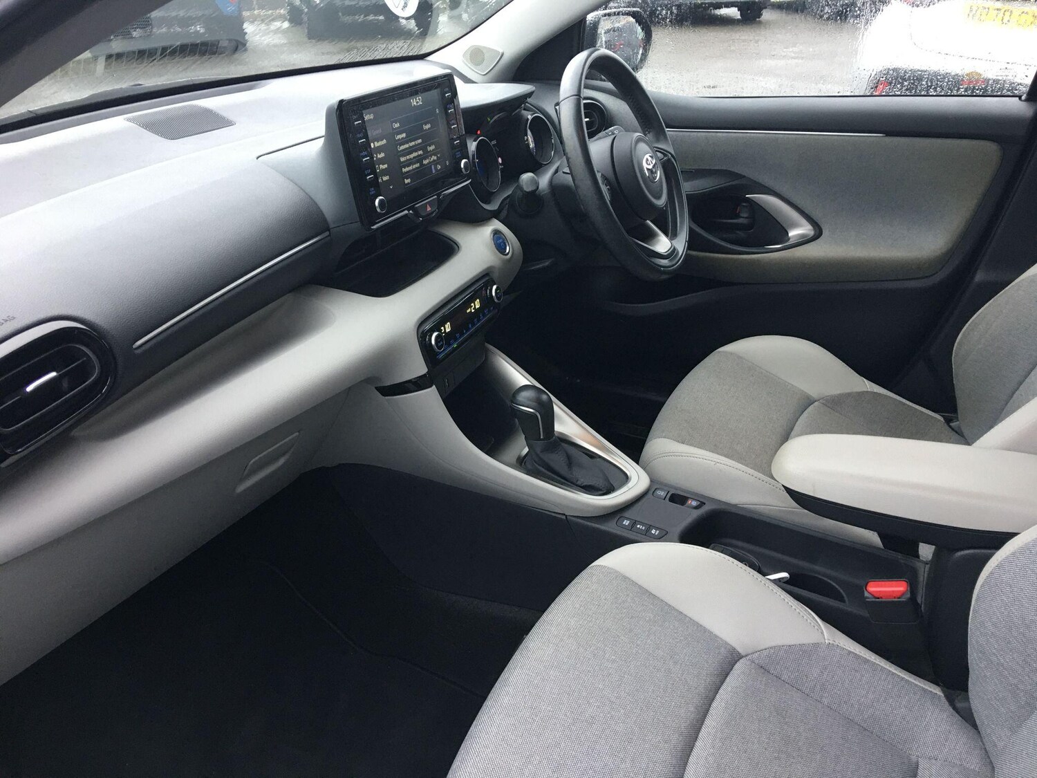 Used Toyota Yaris 2020 for sale - 77524483: Photo 15