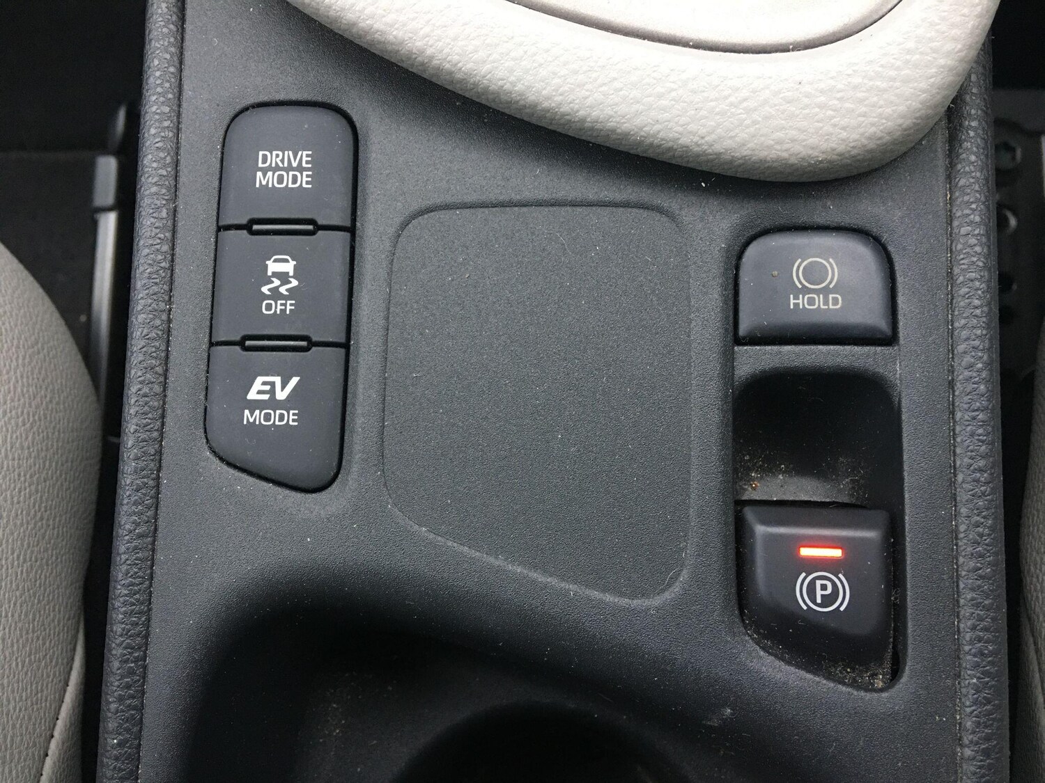 Used Toyota Yaris 2020 for sale - 77524483: Photo 34