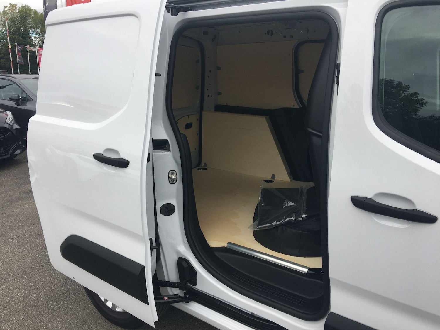 Used Toyota ProAce 2024 for sale - 76388204: Photo 19