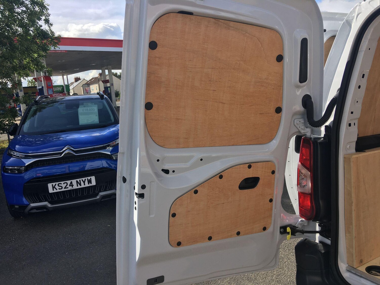 Used Toyota ProAce 2024 for sale - 76389236: Photo 19