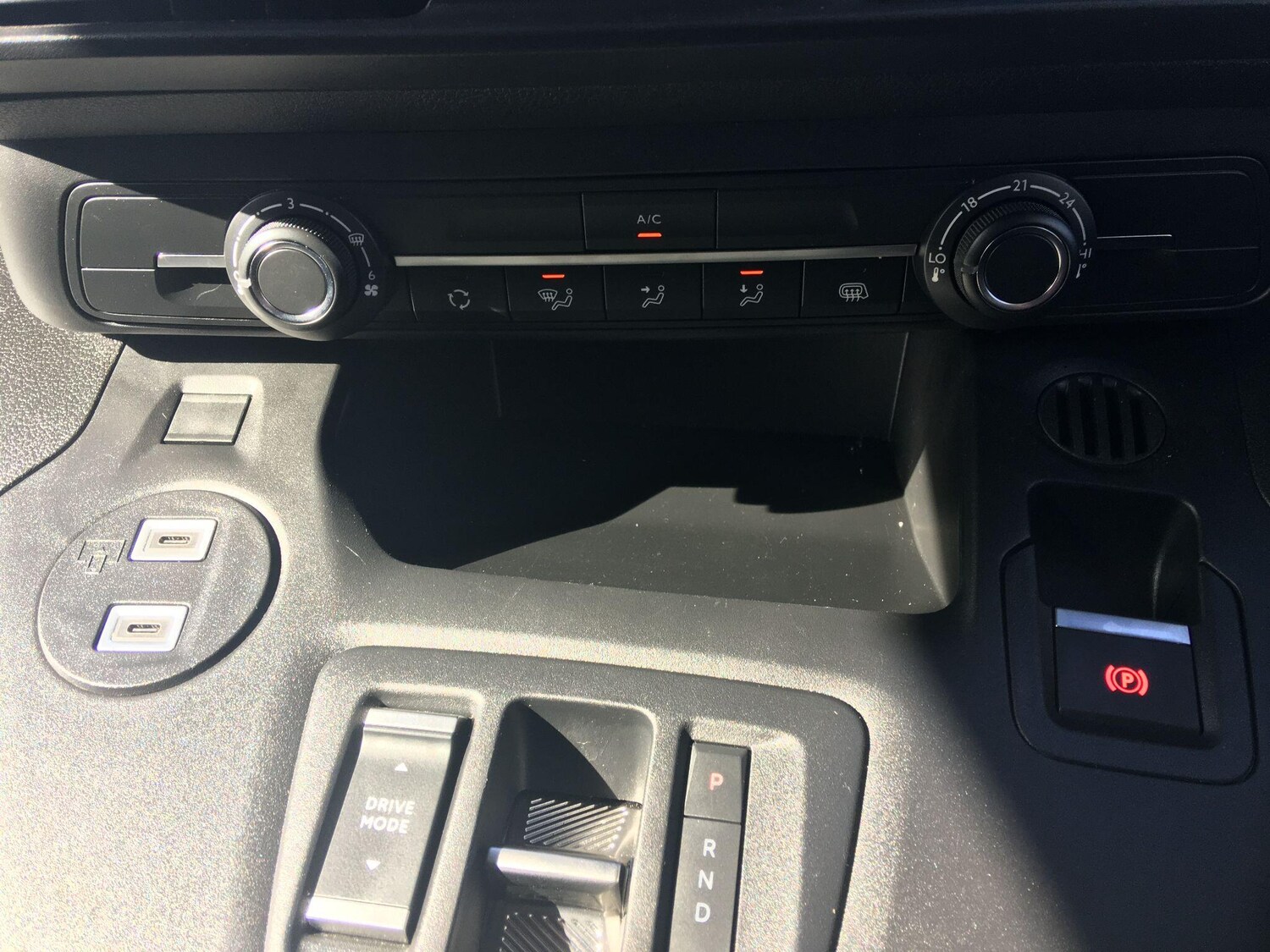 Used Toyota ProAce 2024 for sale - 76389236: Photo 31