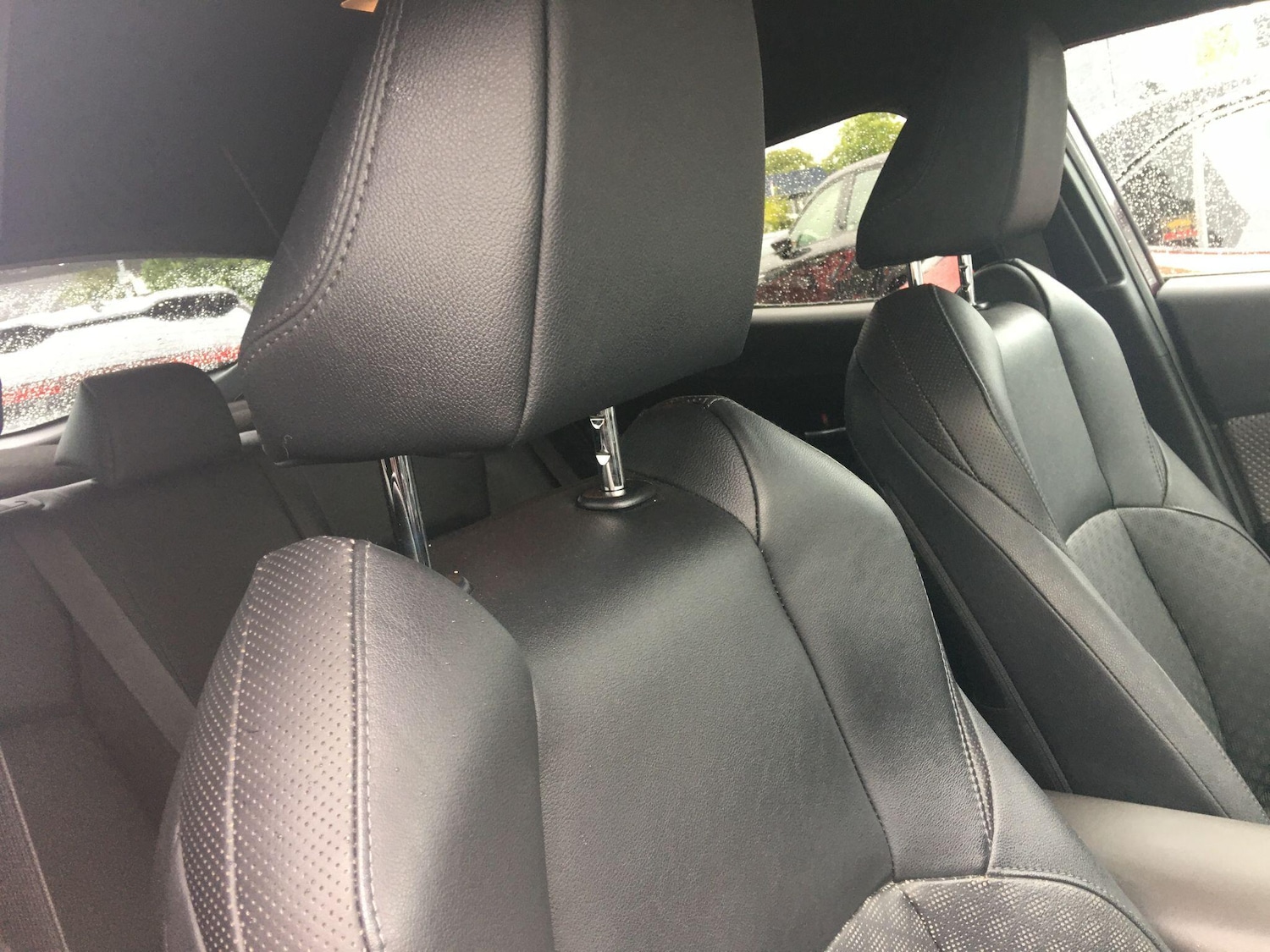 Used Toyota C-HR 2023 for sale - 76572062: Photo 34