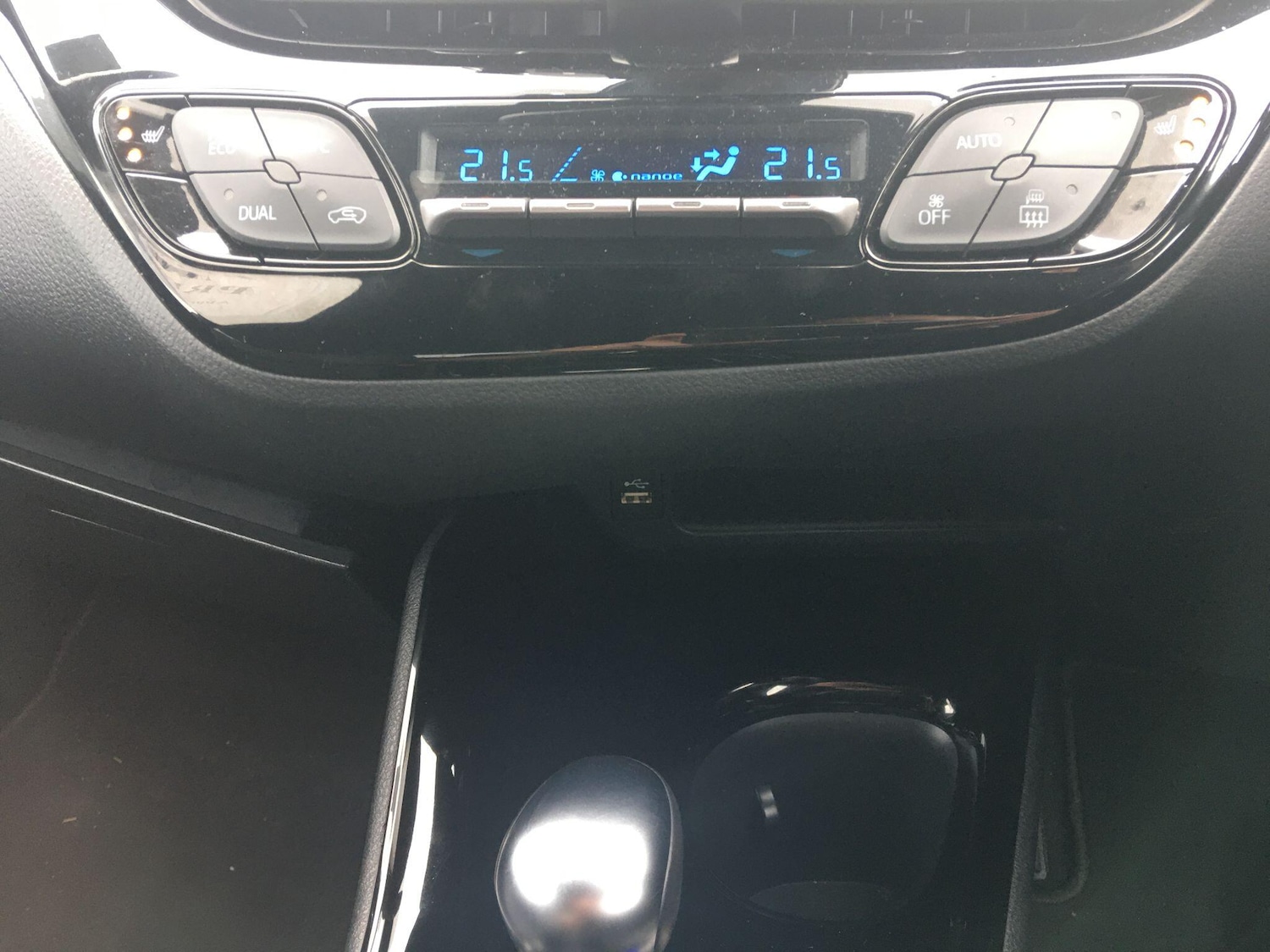 Used Toyota C-HR 2023 for sale - 76572062: Photo 38