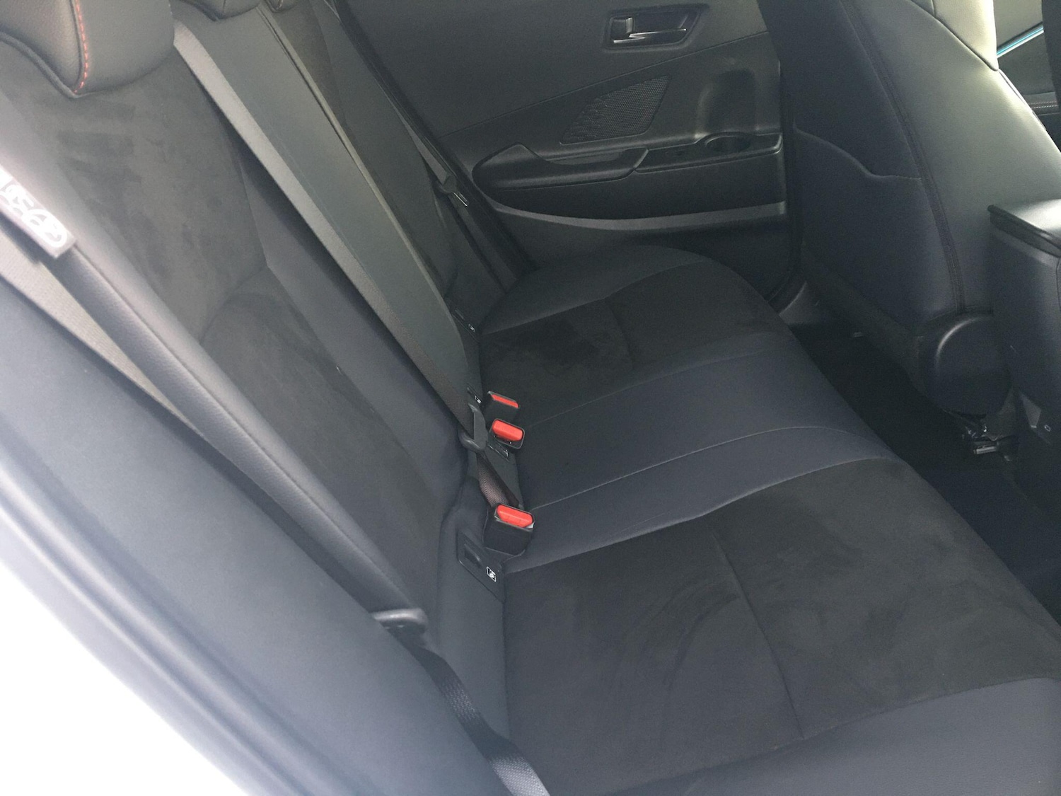 Used Toyota C-HR 2024 for sale - 76913251: Photo 19