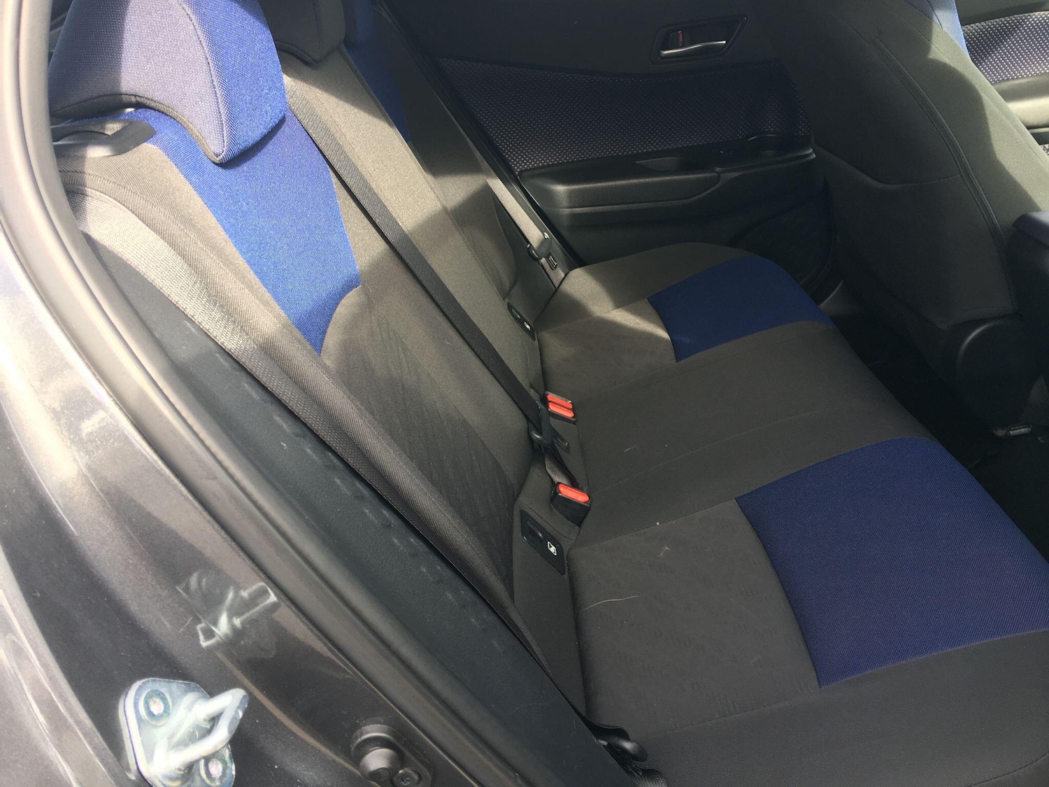 Used Toyota C-HR 2018 for sale - 77658383: Photo 19