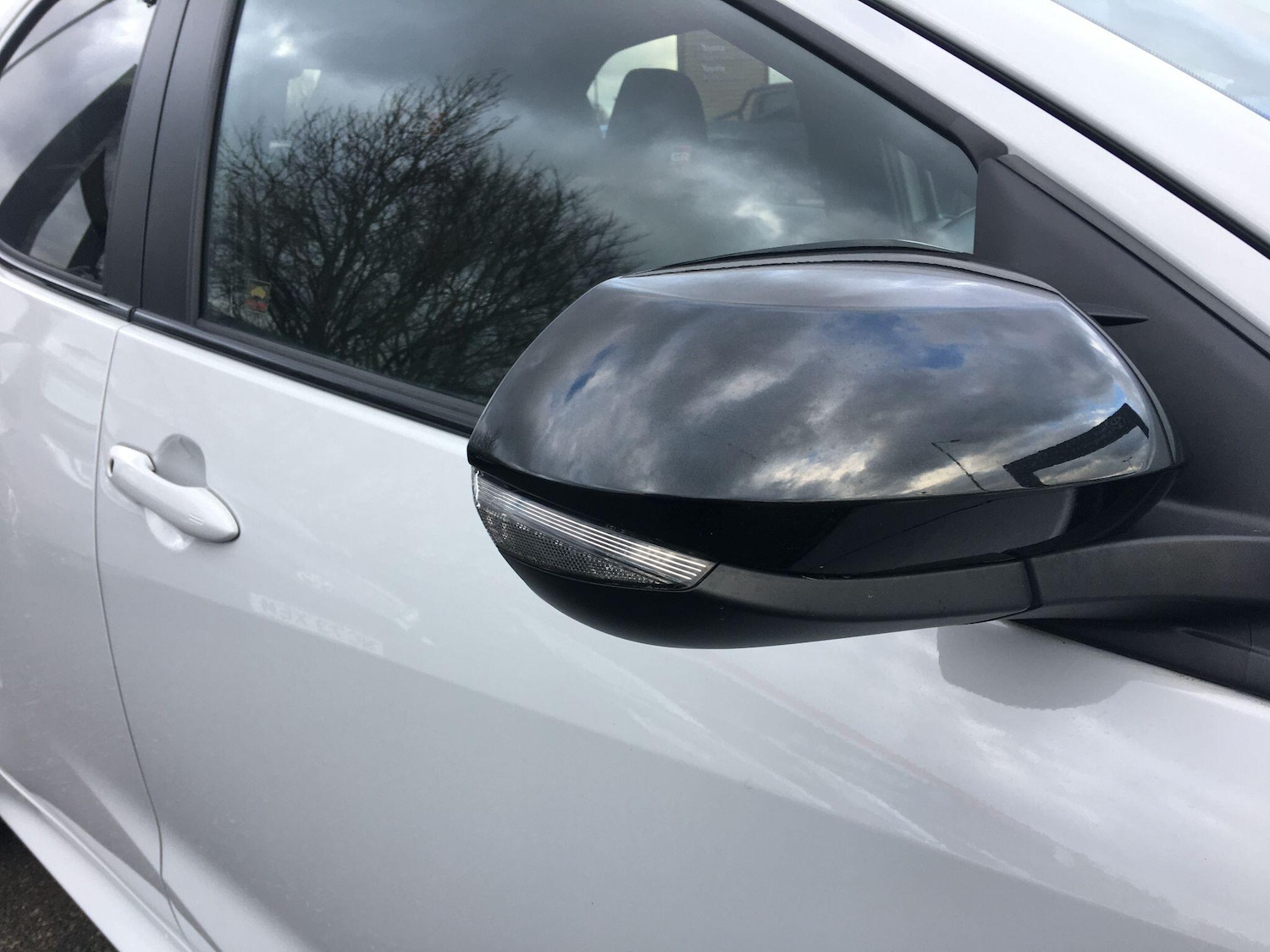 Used Toyota Yaris 2023 for sale - 77710111: Photo 29