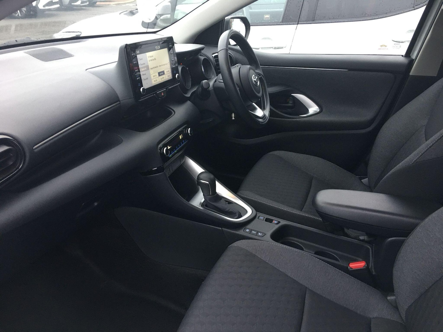 Used Toyota Yaris 2020 for sale - 77411435: Photo 15