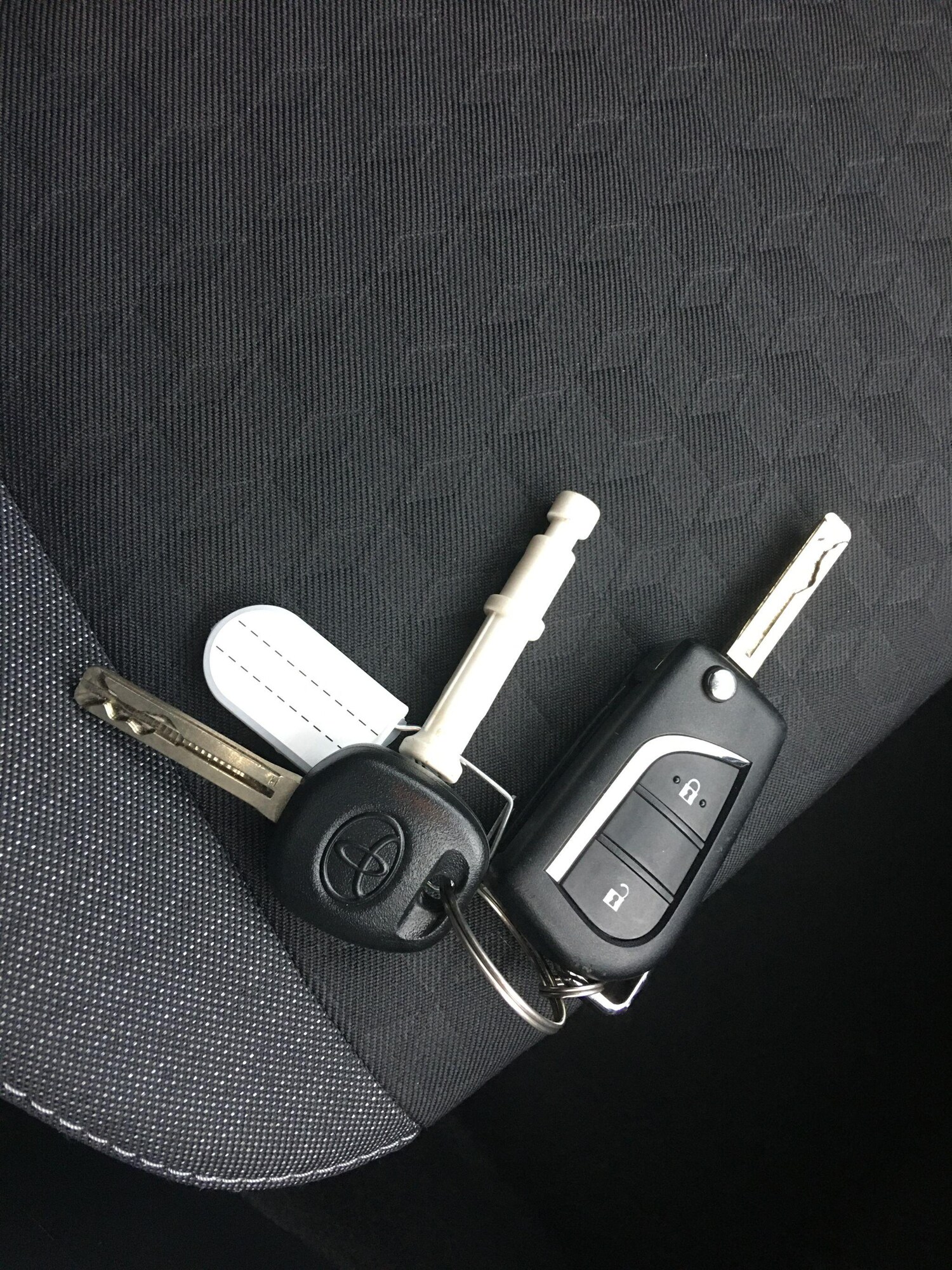 Used Toyota Yaris 2020 for sale - 77411435: Photo 32