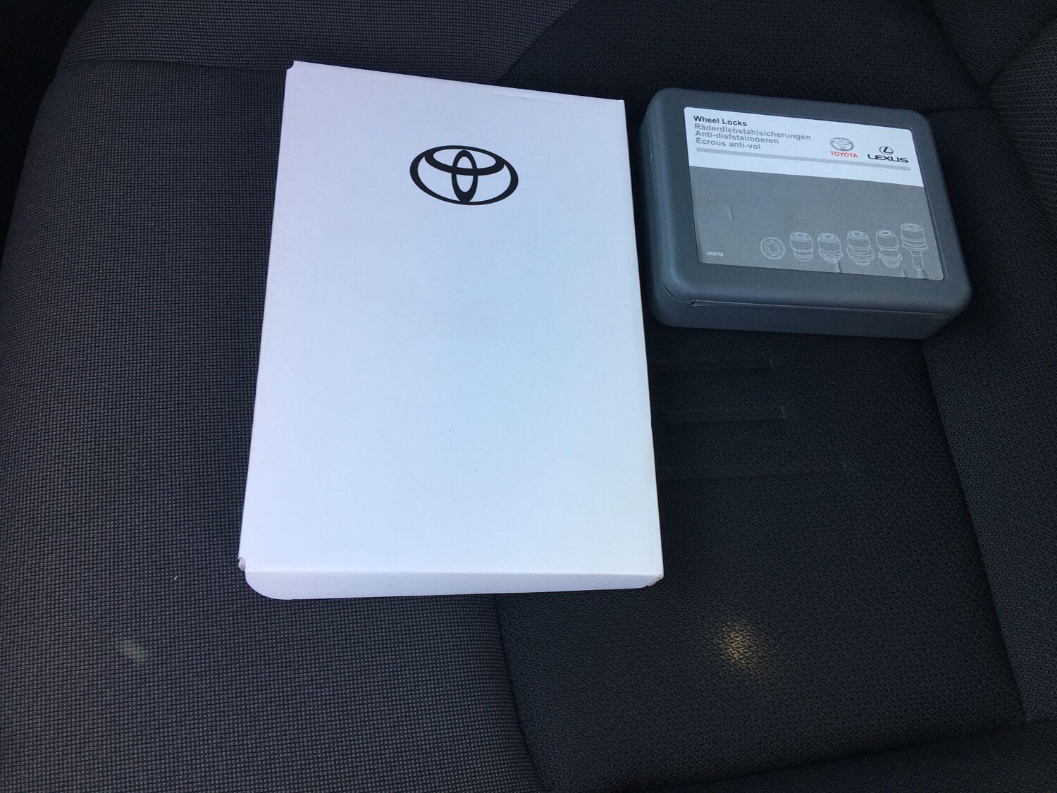 Used Toyota C-HR for sale - 77737252: Photo 21