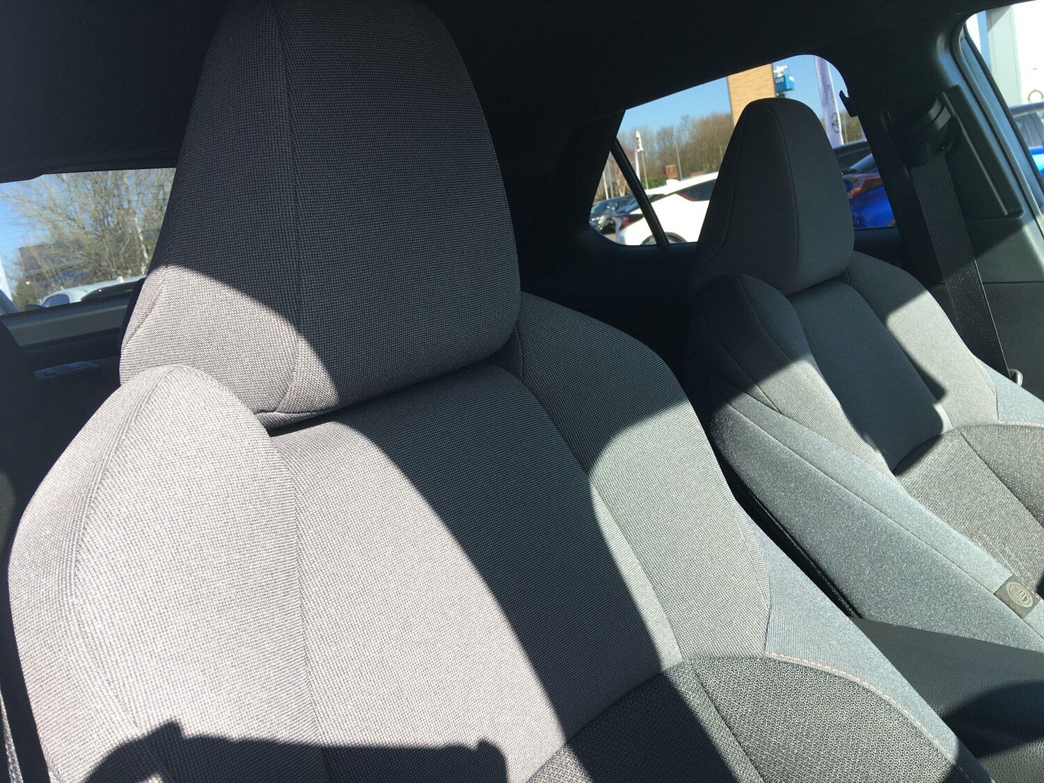 Used Toyota C-HR for sale - 77737252: Photo 40