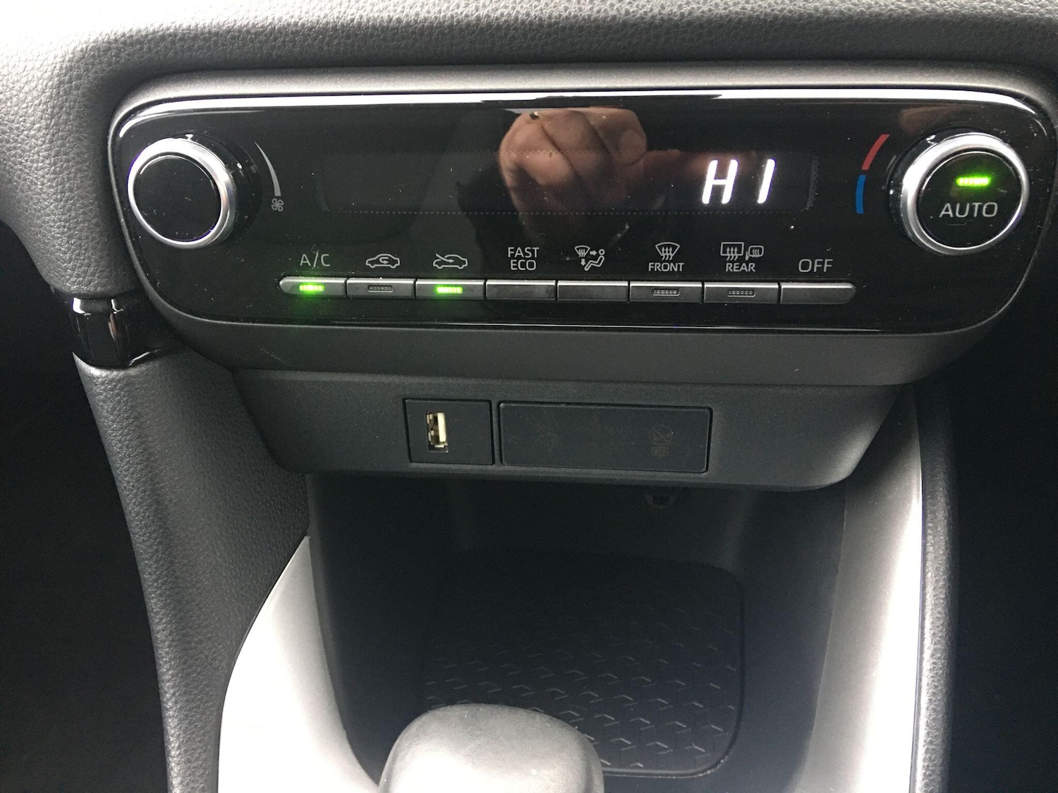 Used Toyota Yaris 2022 for sale - 77524675: Photo 41