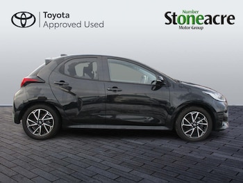 Used Toyota Yaris 2022 for sale - 77524675: Photo