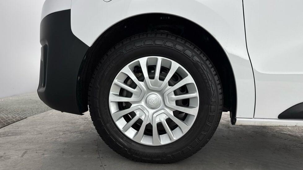Used Toyota ProAce 2025 for sale - 77993777: Photo 11