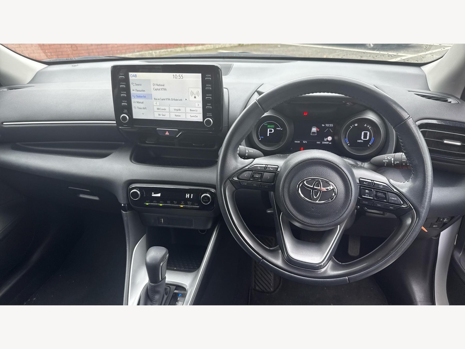 Used Toyota Yaris for sale - 76633904: Photo 10