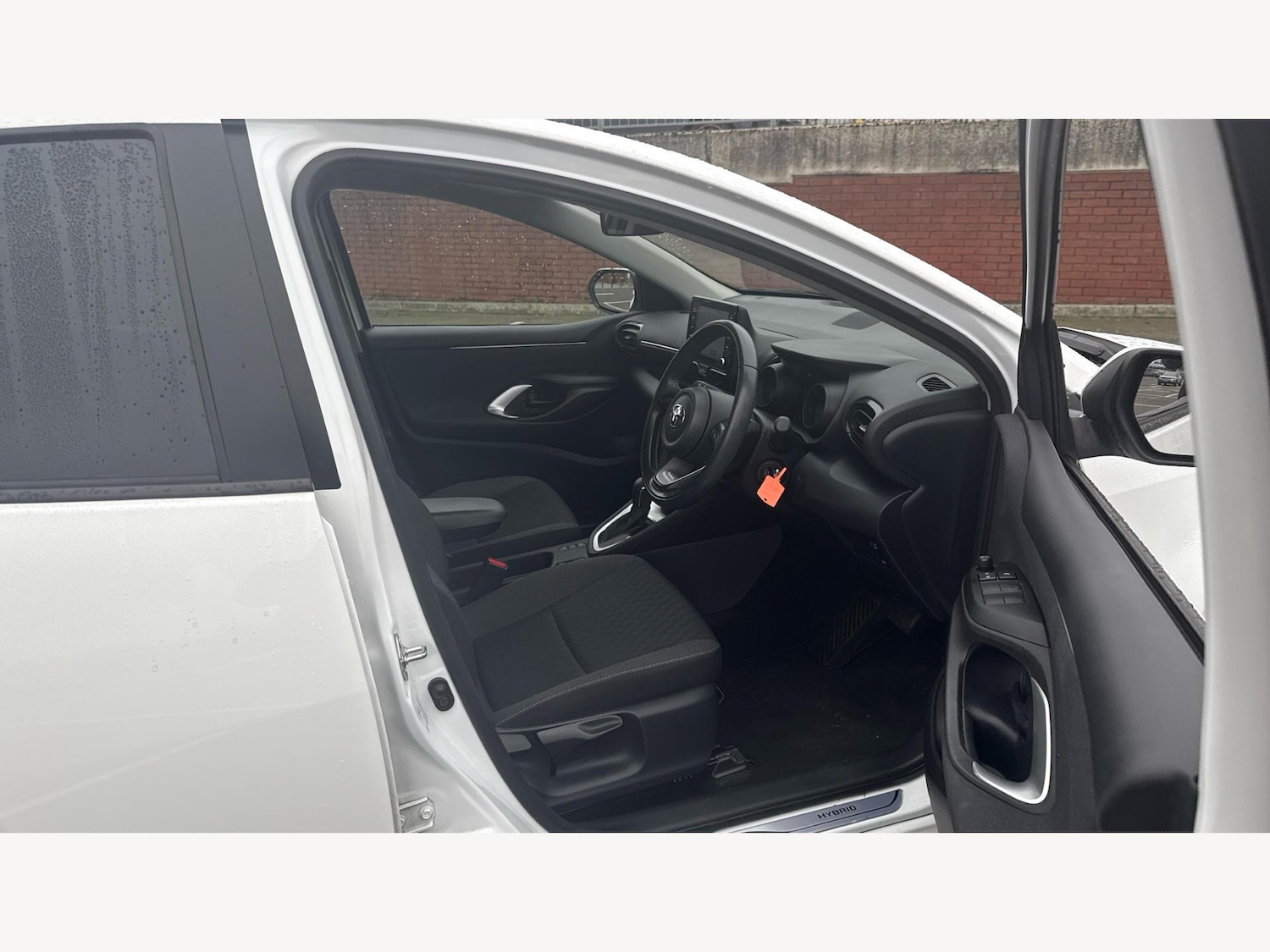 Used Toyota Yaris for sale - 76633904: Photo 13