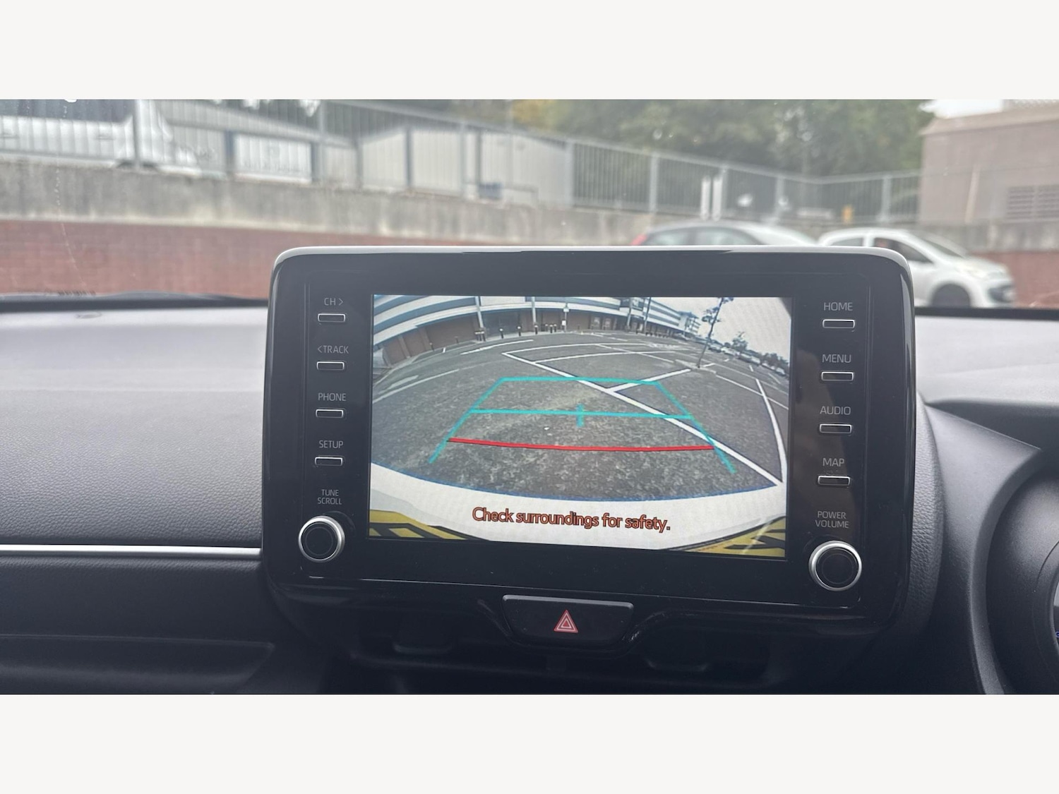 Used Toyota Yaris for sale - 76633904: Photo 22