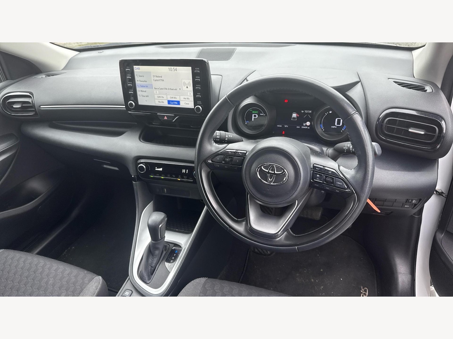 Used Toyota Yaris for sale - 76633904: Photo 8