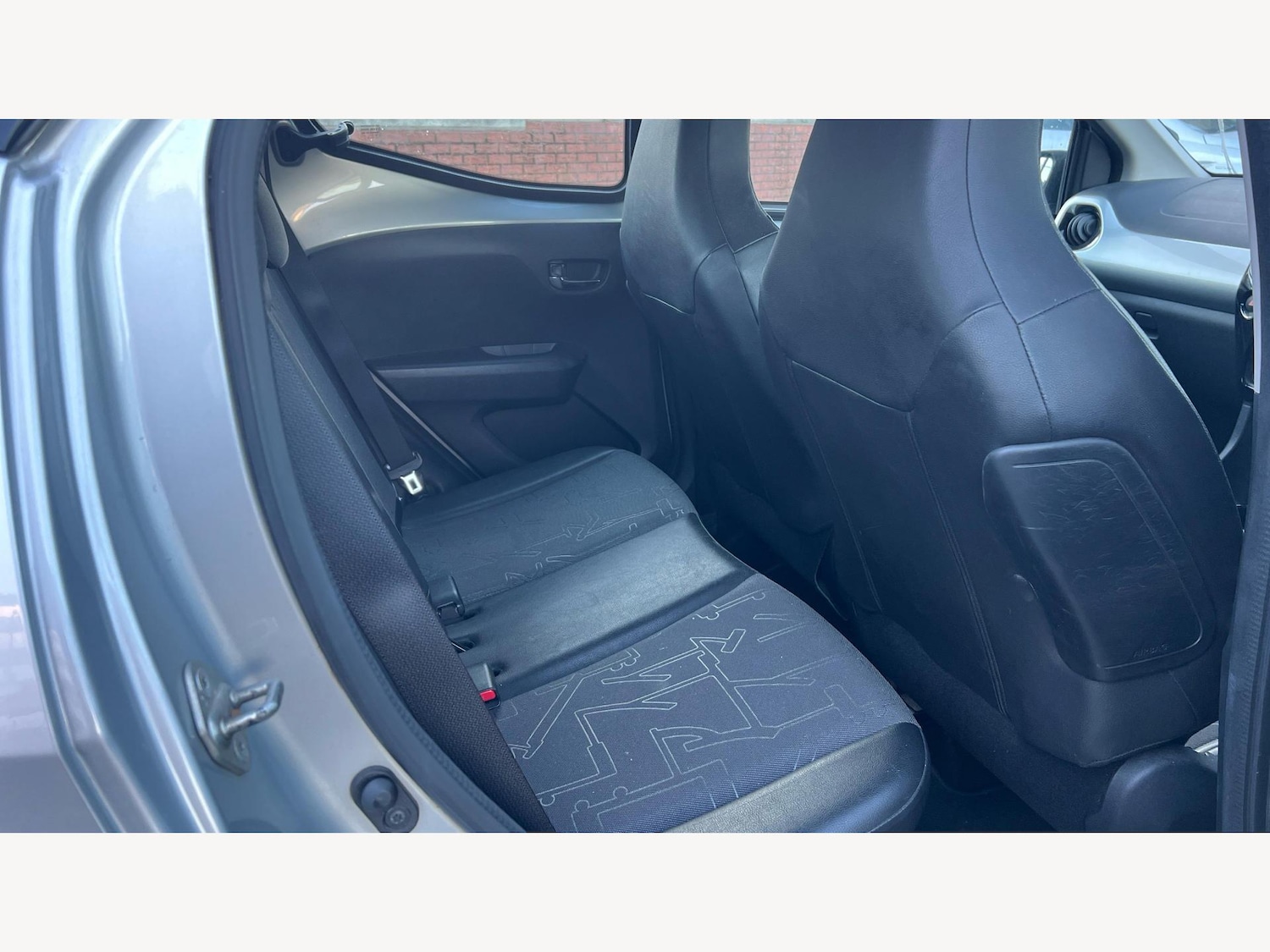 Used Toyota AYGO 2016 for sale - 76823416: Photo 14