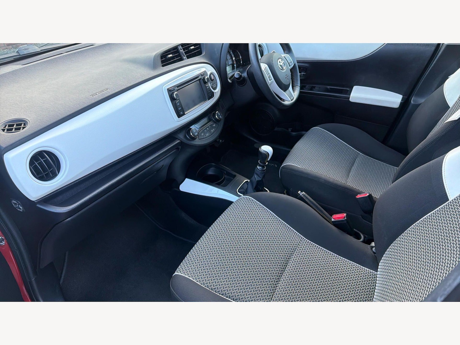 Used Toyota Yaris 2014 for sale - 78086044: Photo 12