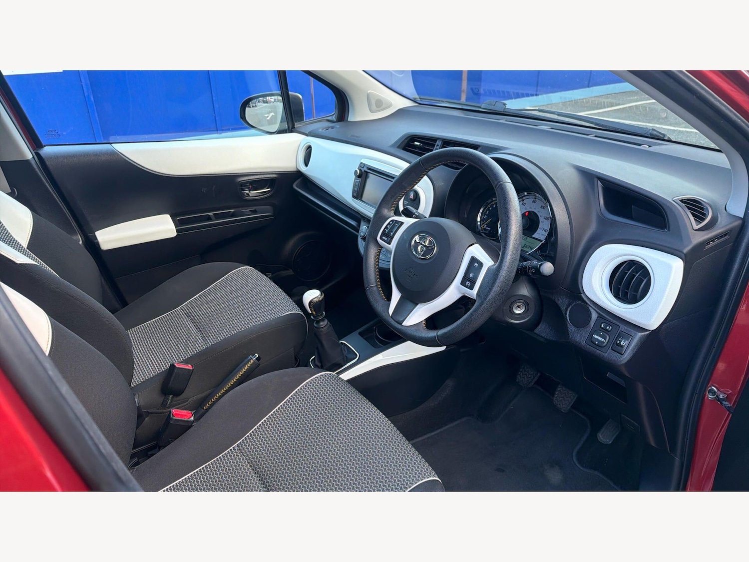 Used Toyota Yaris 2014 for sale - 78086044: Photo 13