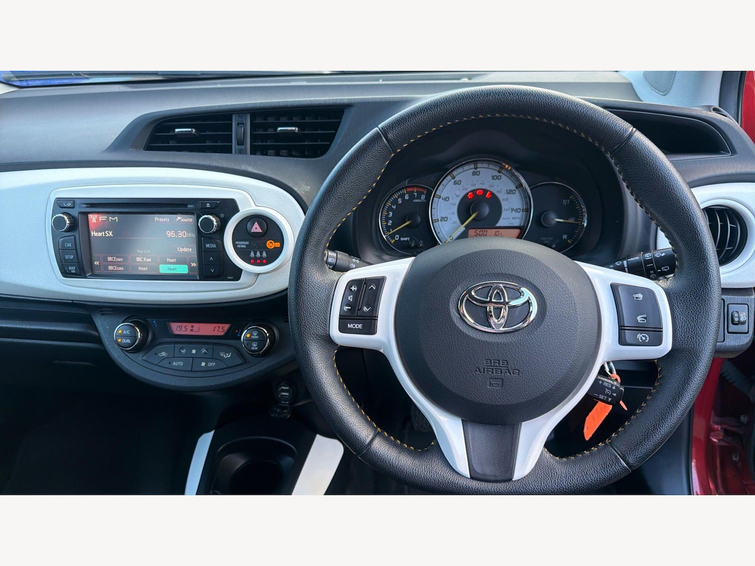 Used Toyota Yaris 2014 for sale - 78086044: Photo 8