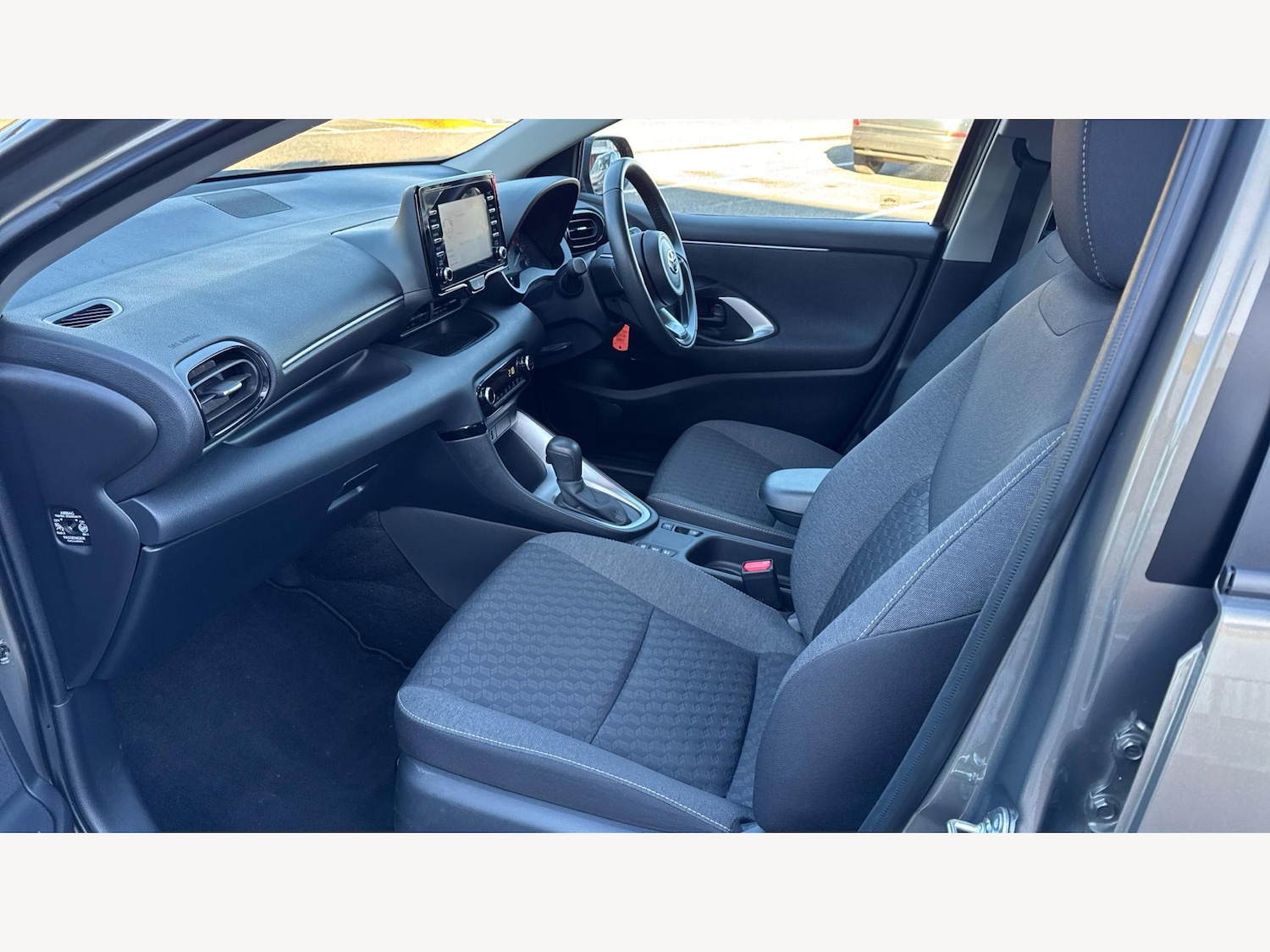 Used Toyota Yaris for sale - 77267592: Photo 12