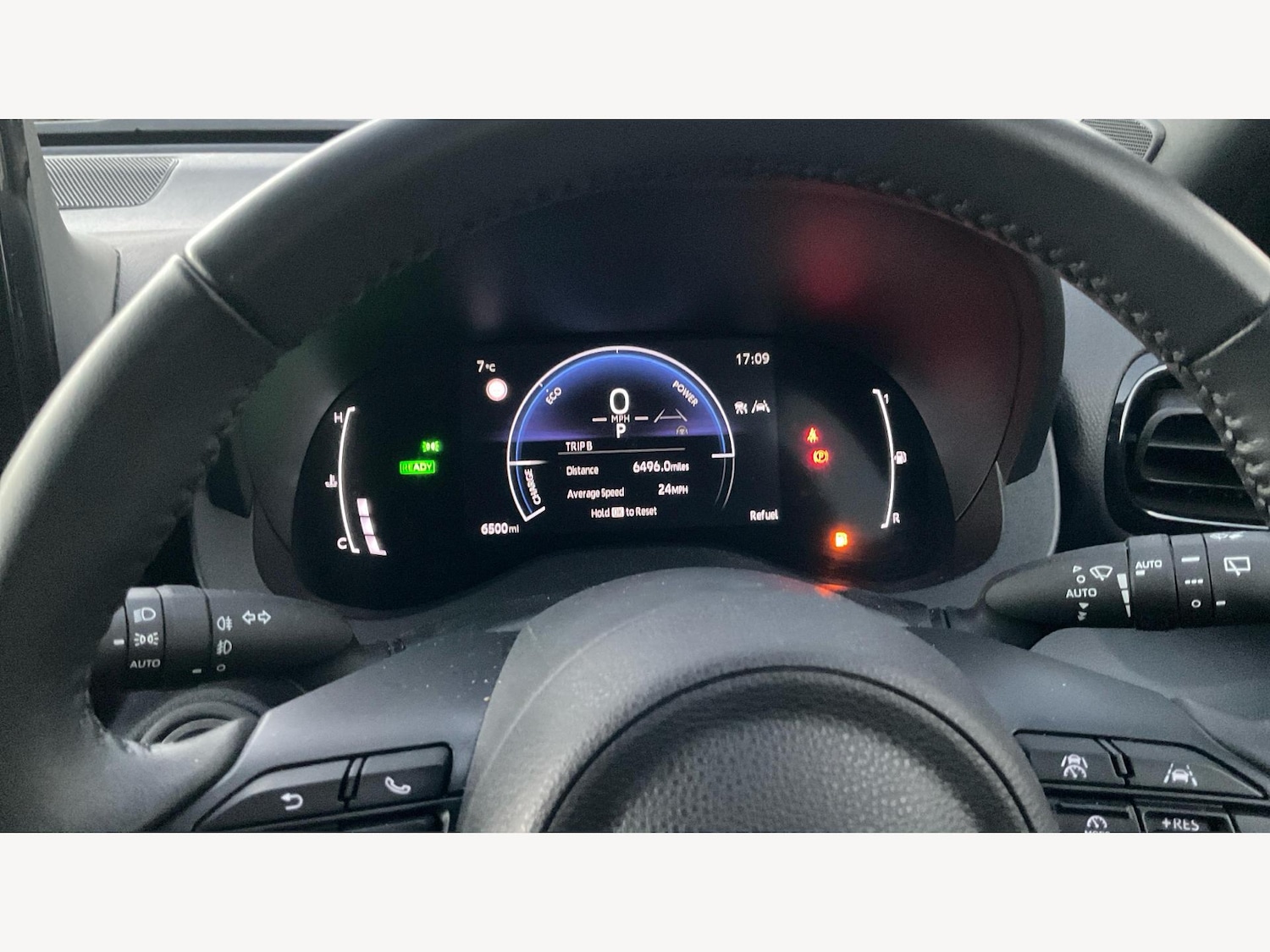 Used Toyota Yaris Cross 2024 for sale - 76825066: Photo 11