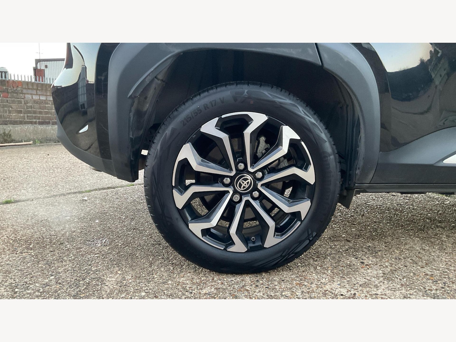 Used Toyota Yaris Cross 2024 for sale - 76825066: Photo 20