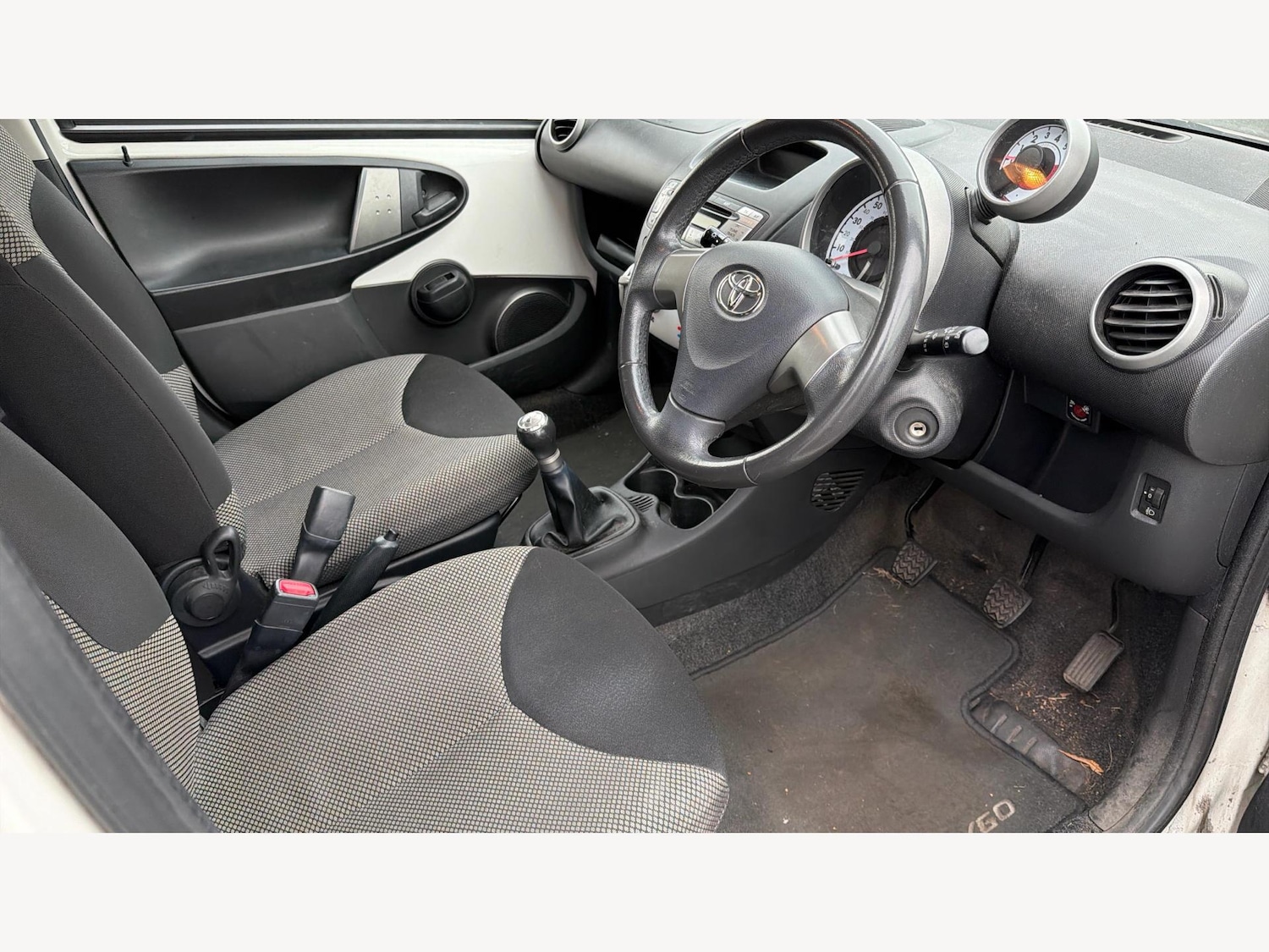 Used Toyota AYGO for sale - 77807789: Photo 13