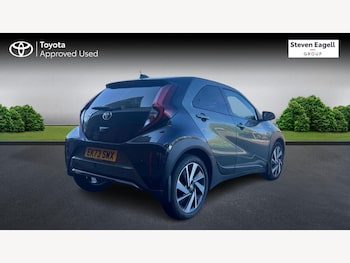 Used Toyota Aygo X 2023 for sale - 76199711: Photo 2