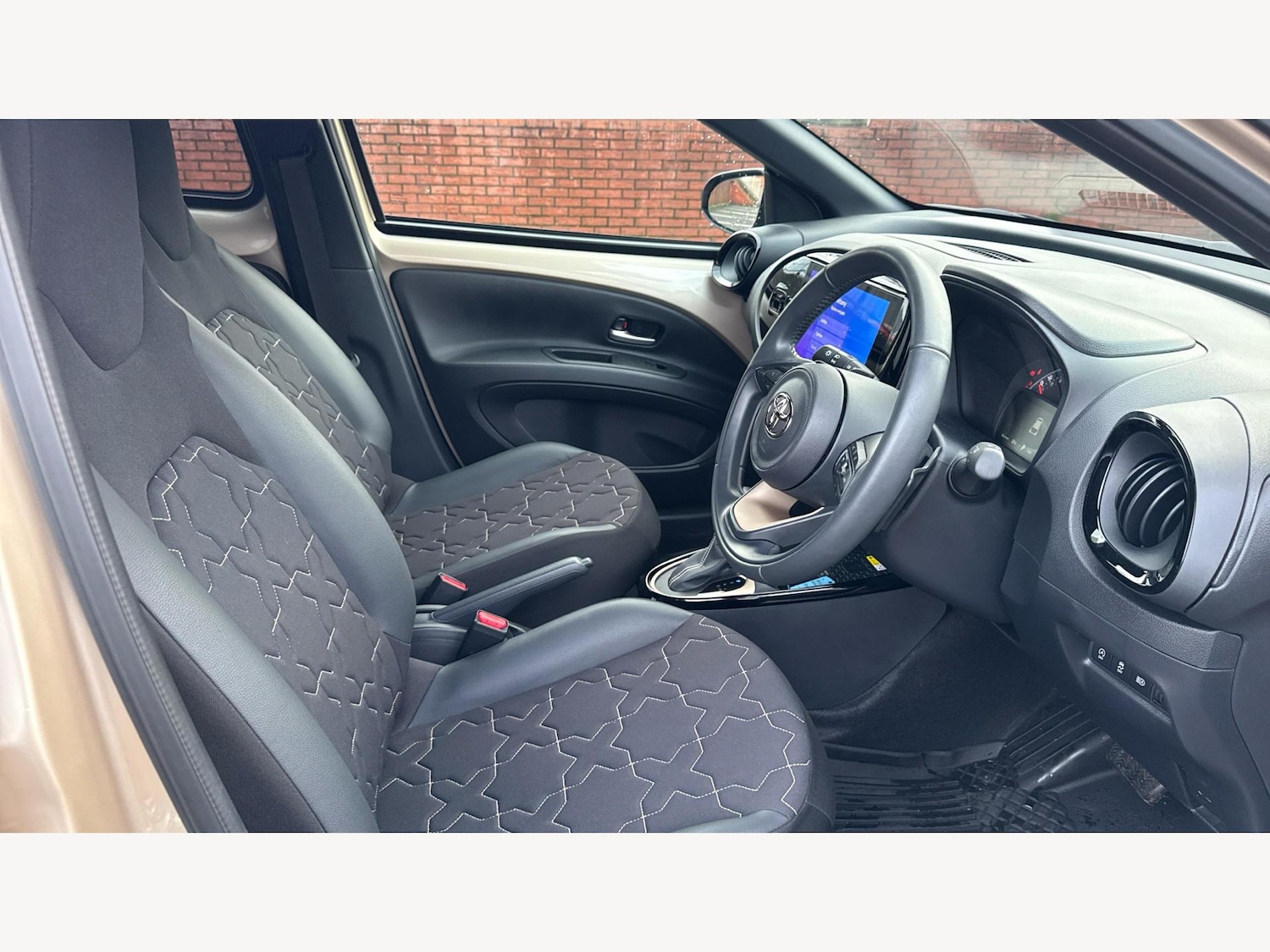 Used Toyota Aygo X 2025 for sale - 77598622: Photo 13