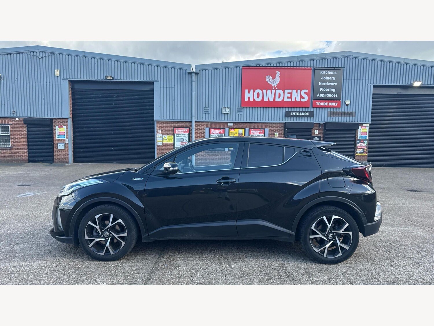 Used Toyota C-HR for sale - 77909426: Photo 19