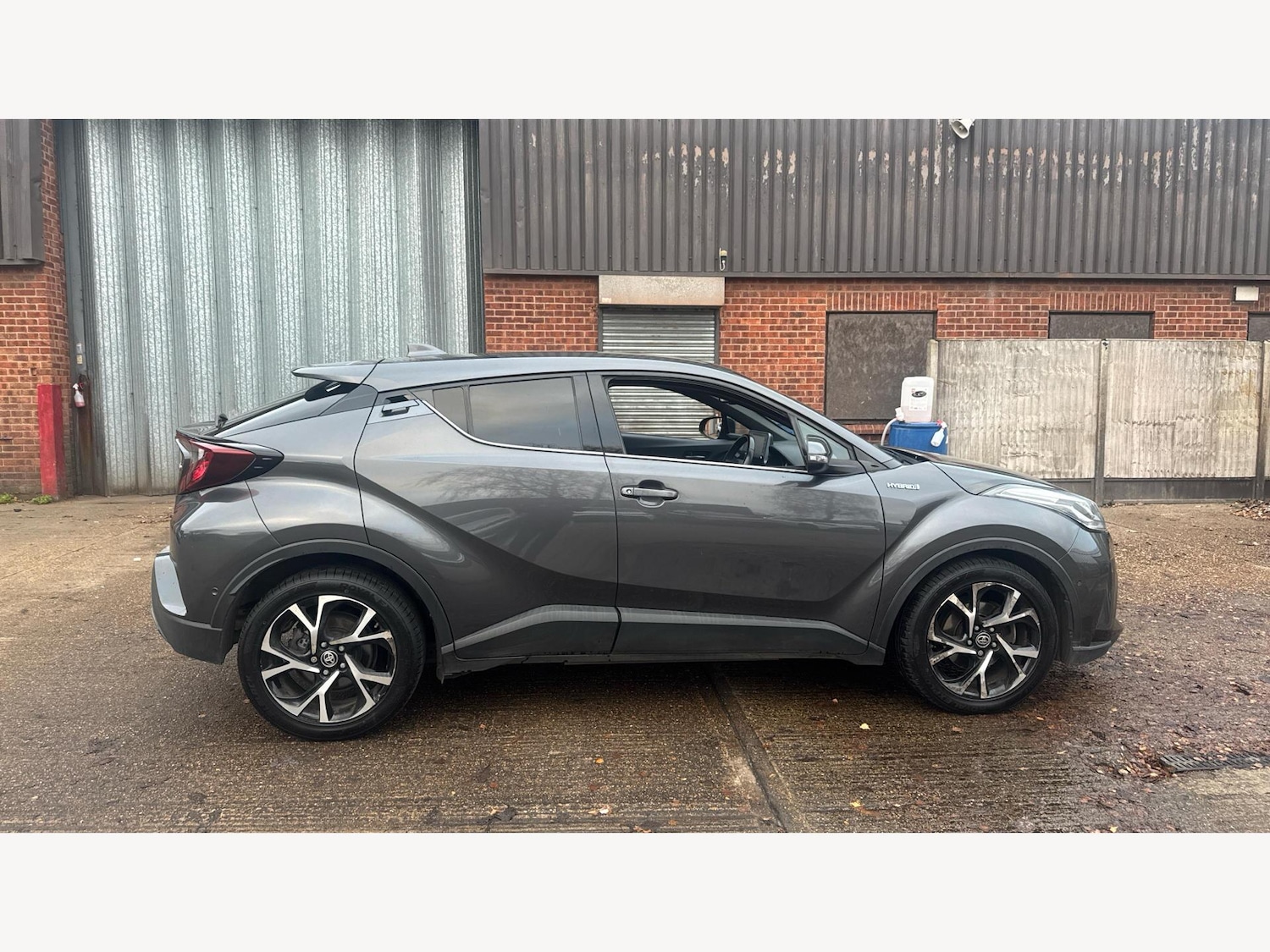 Used Toyota C-HR for sale - 77192002: Photo 18