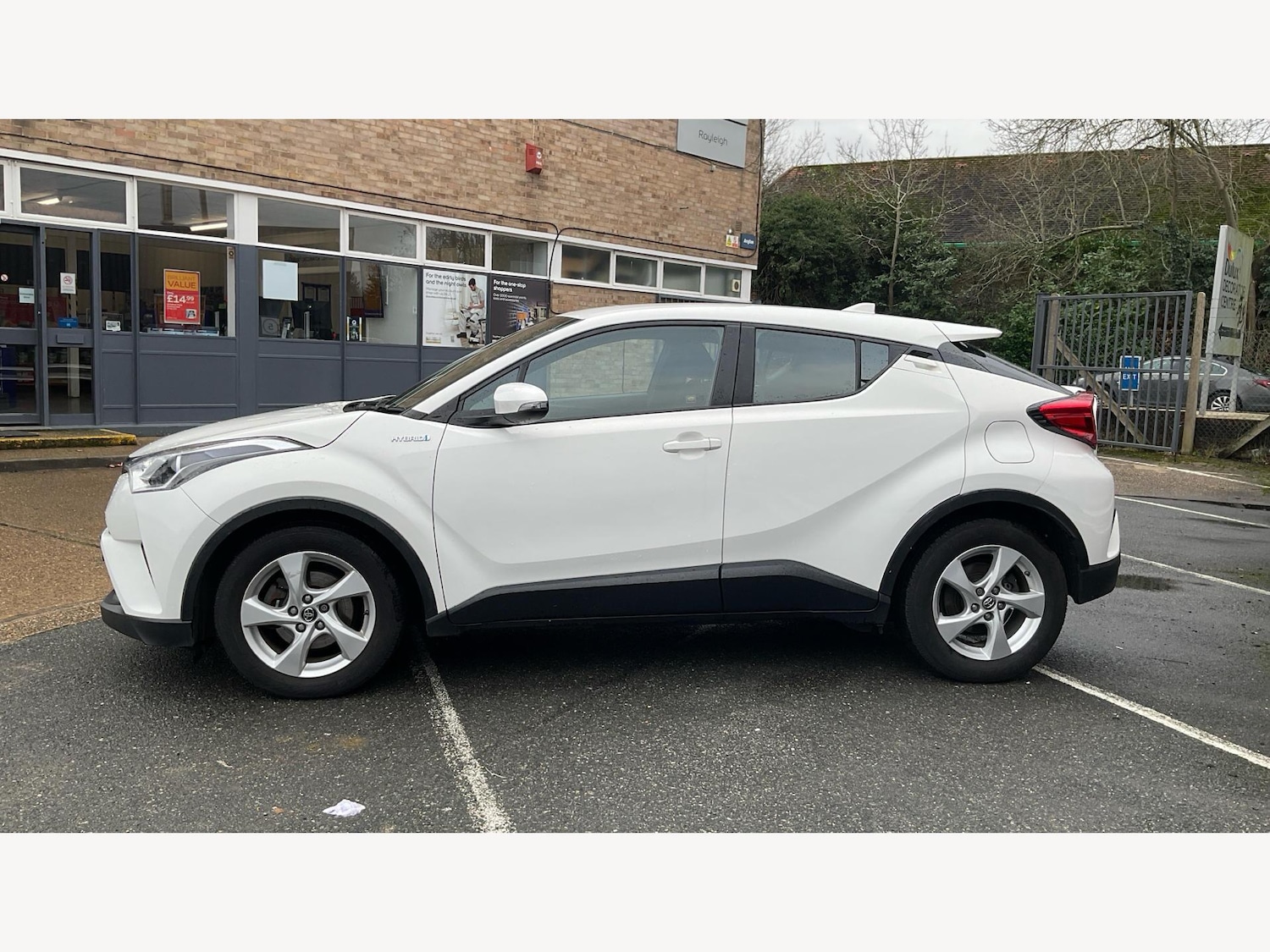 Used Toyota C-HR for sale - 77754185: Photo 19