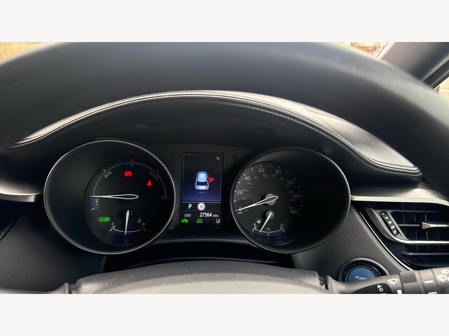 Used Toyota C-HR 2023 for sale - 76370753: Photo 11
