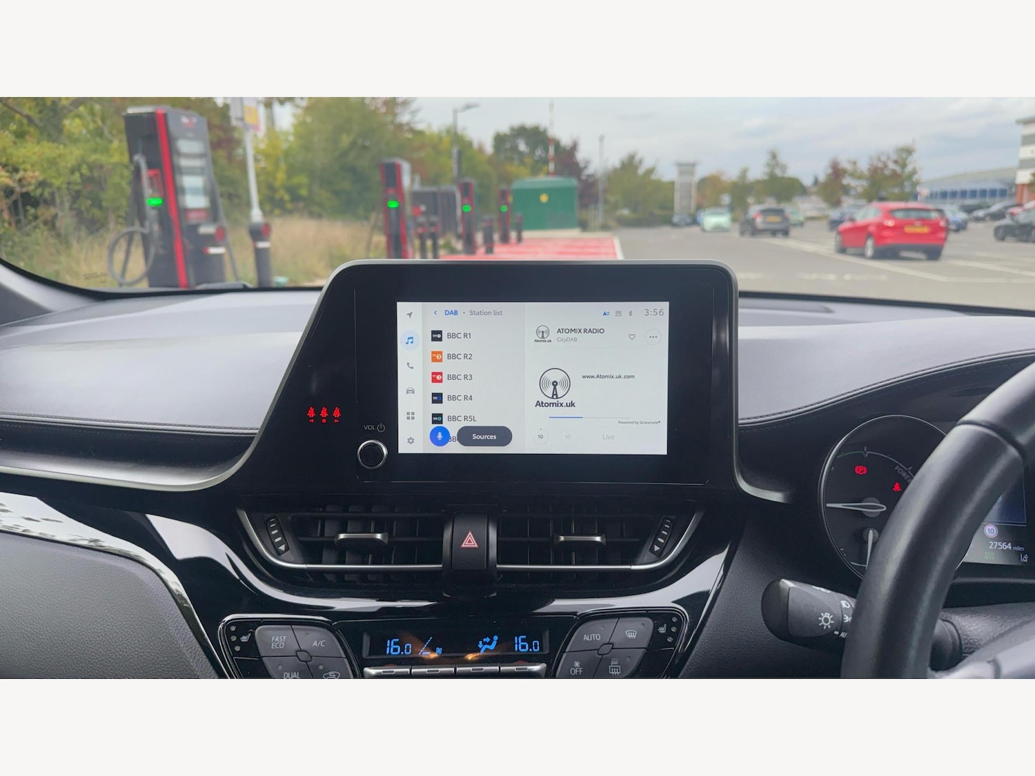 Used Toyota C-HR 2023 for sale - 76370753: Photo 9