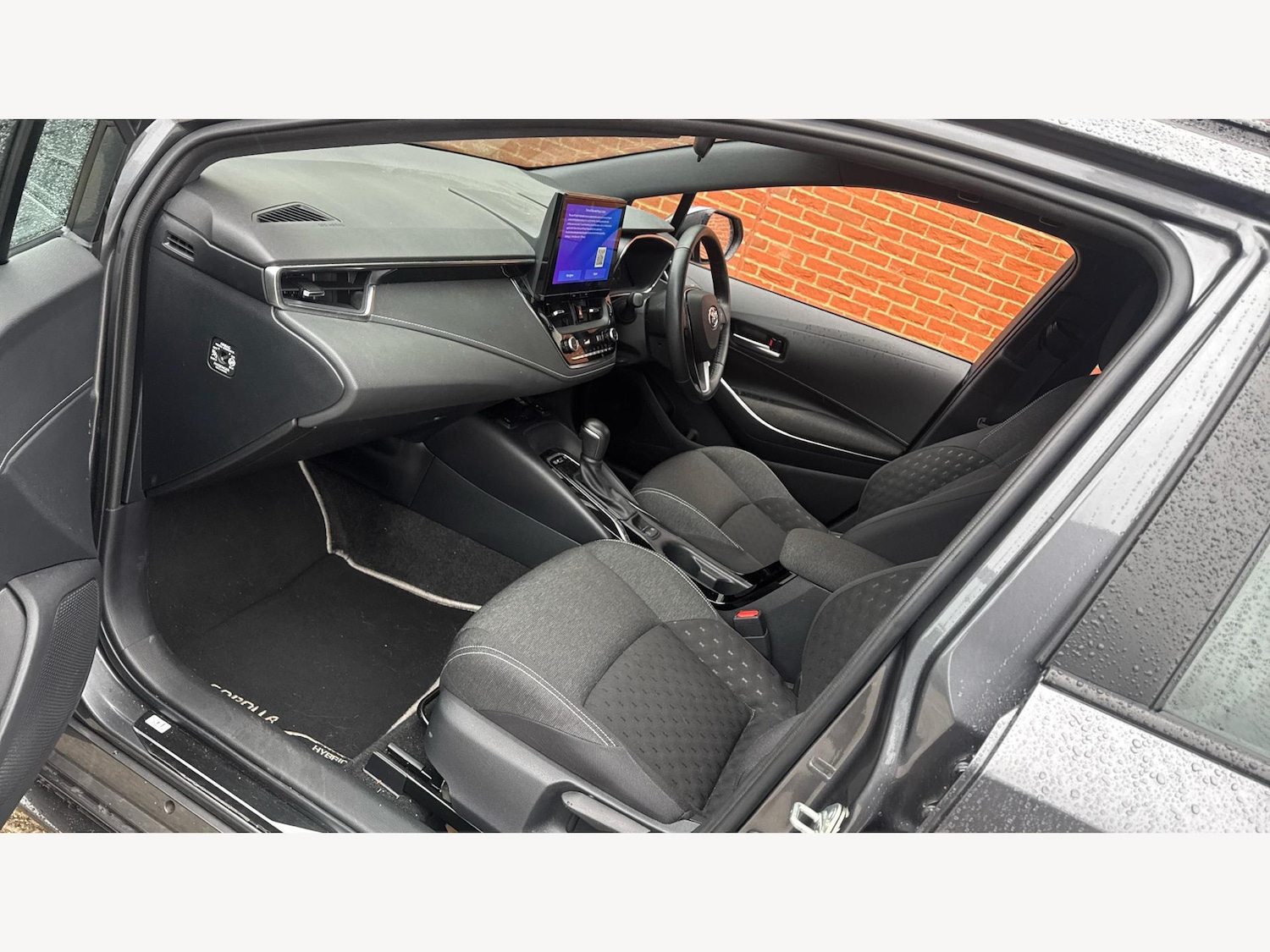 Used Toyota Corolla 2024 for sale - 76370697: Photo 12