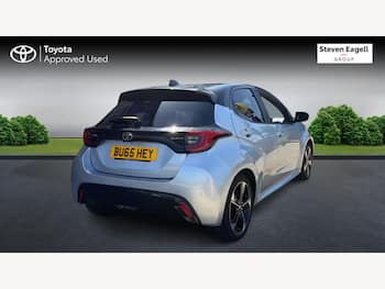 Used Toyota Yaris 2024 for sale - 79484235: Photo