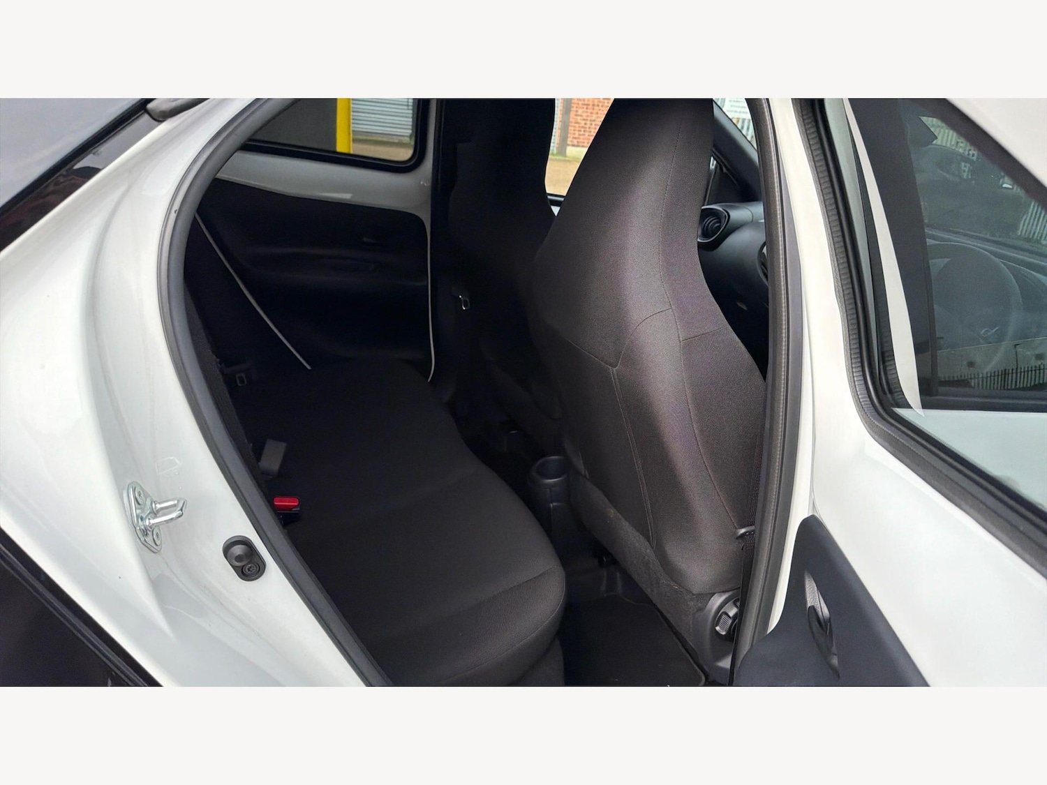 Used Toyota Aygo X 2025 for sale - 77882601: Photo 14