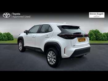 Used Toyota Yaris Cross 2023 for sale - 74596140: Photo