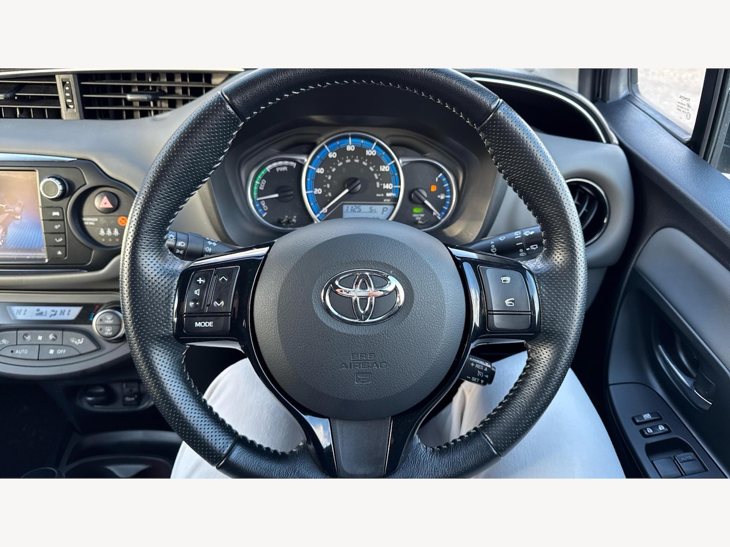 Used Toyota Yaris 2016 for sale - 77109692: Photo 10