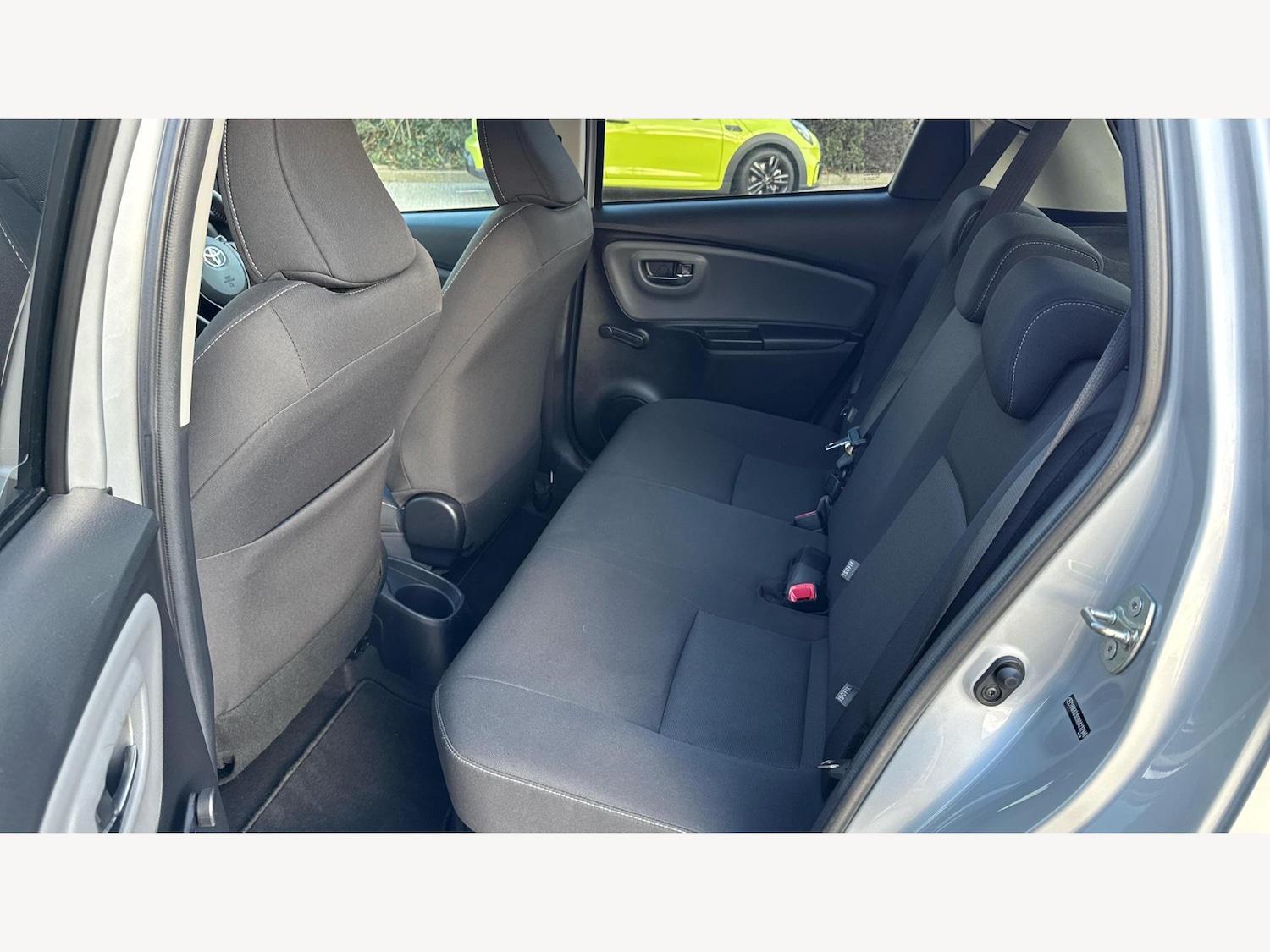 Used Toyota Yaris 2016 for sale - 77109692: Photo 15