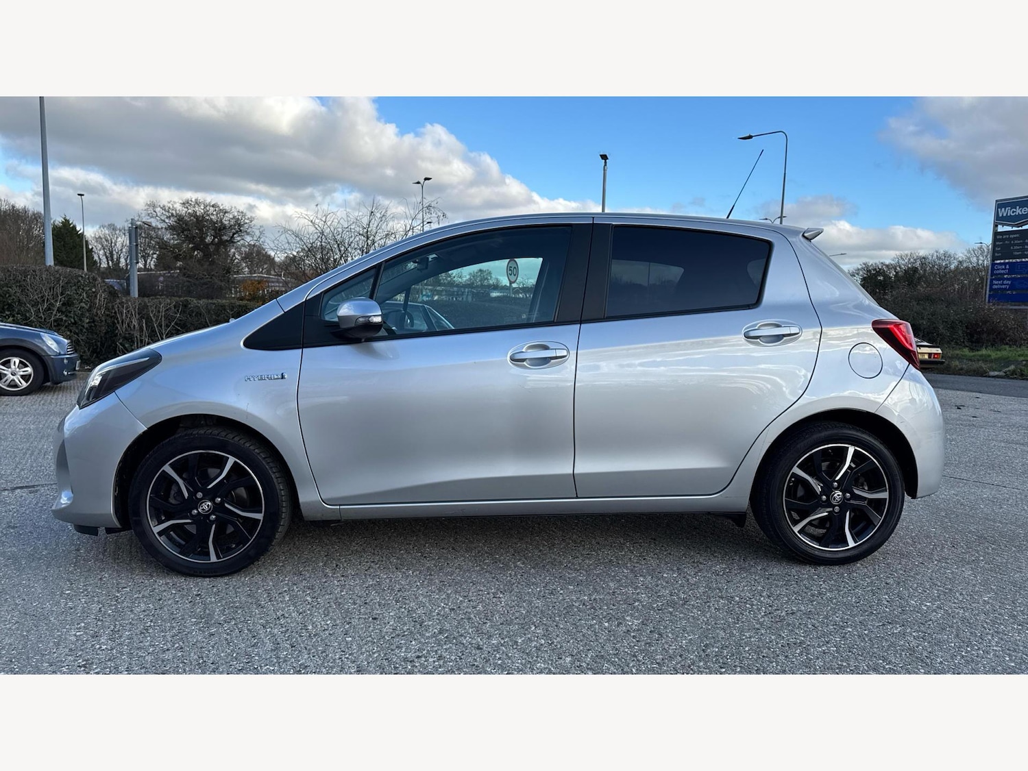 Used Toyota Yaris 2016 for sale - 77109692: Photo 19