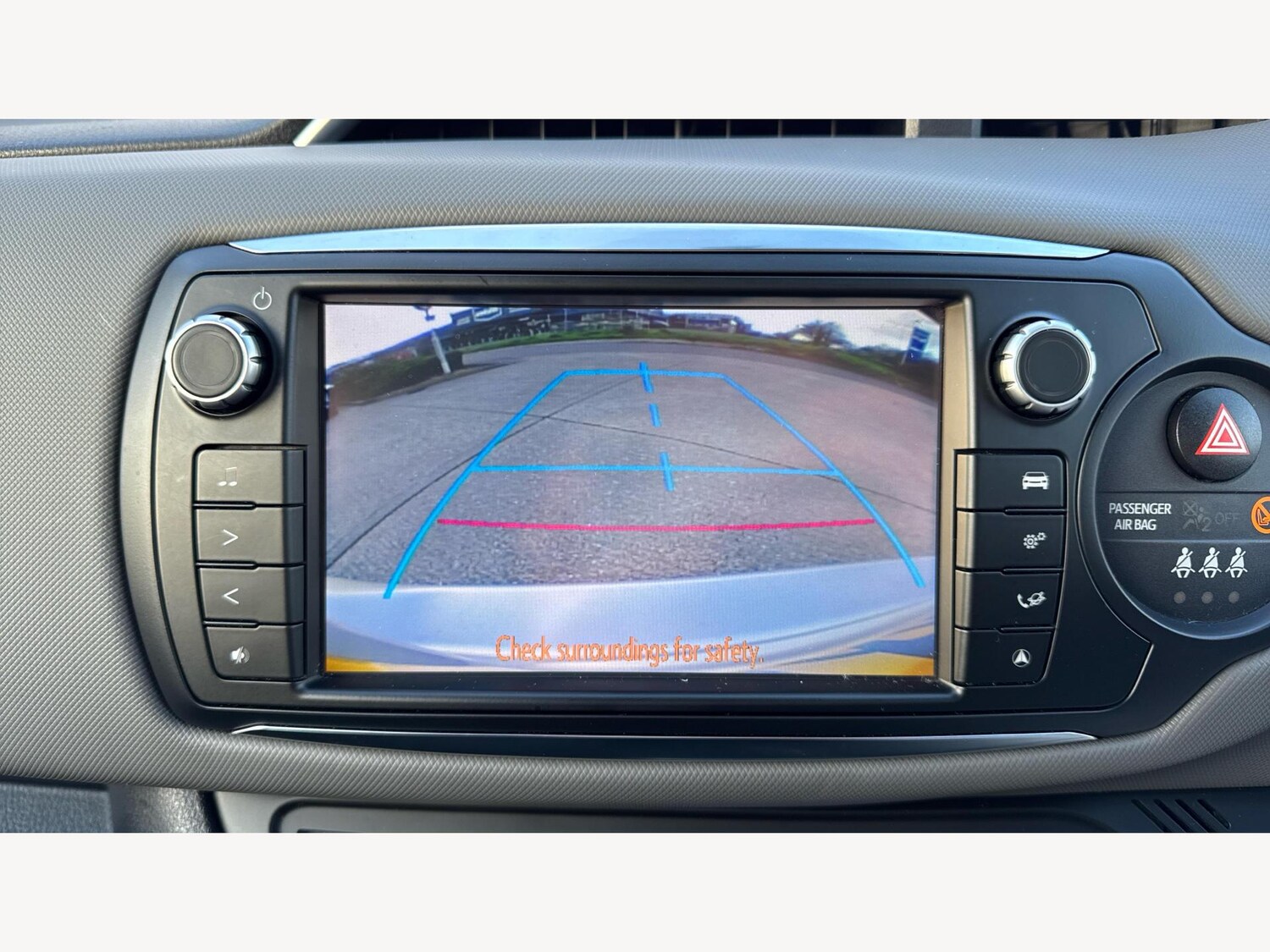 Used Toyota Yaris 2016 for sale - 77109692: Photo 24