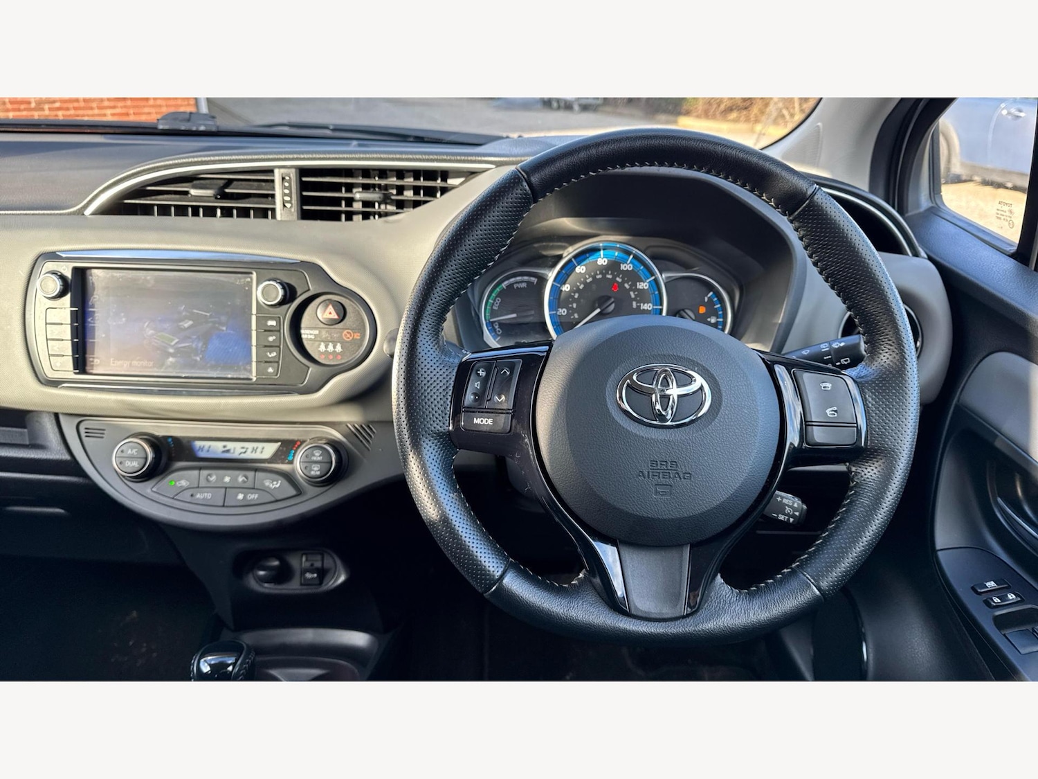 Used Toyota Yaris 2016 for sale - 77109692: Photo 8
