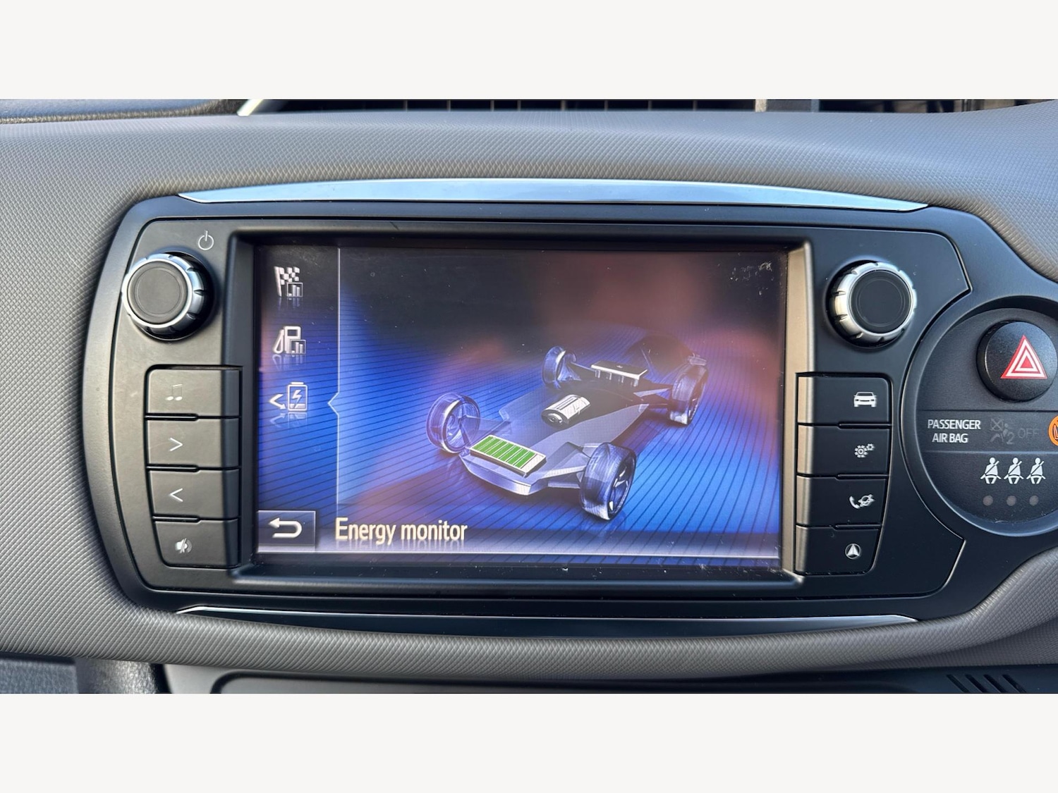 Used Toyota Yaris 2016 for sale - 77109692: Photo 9