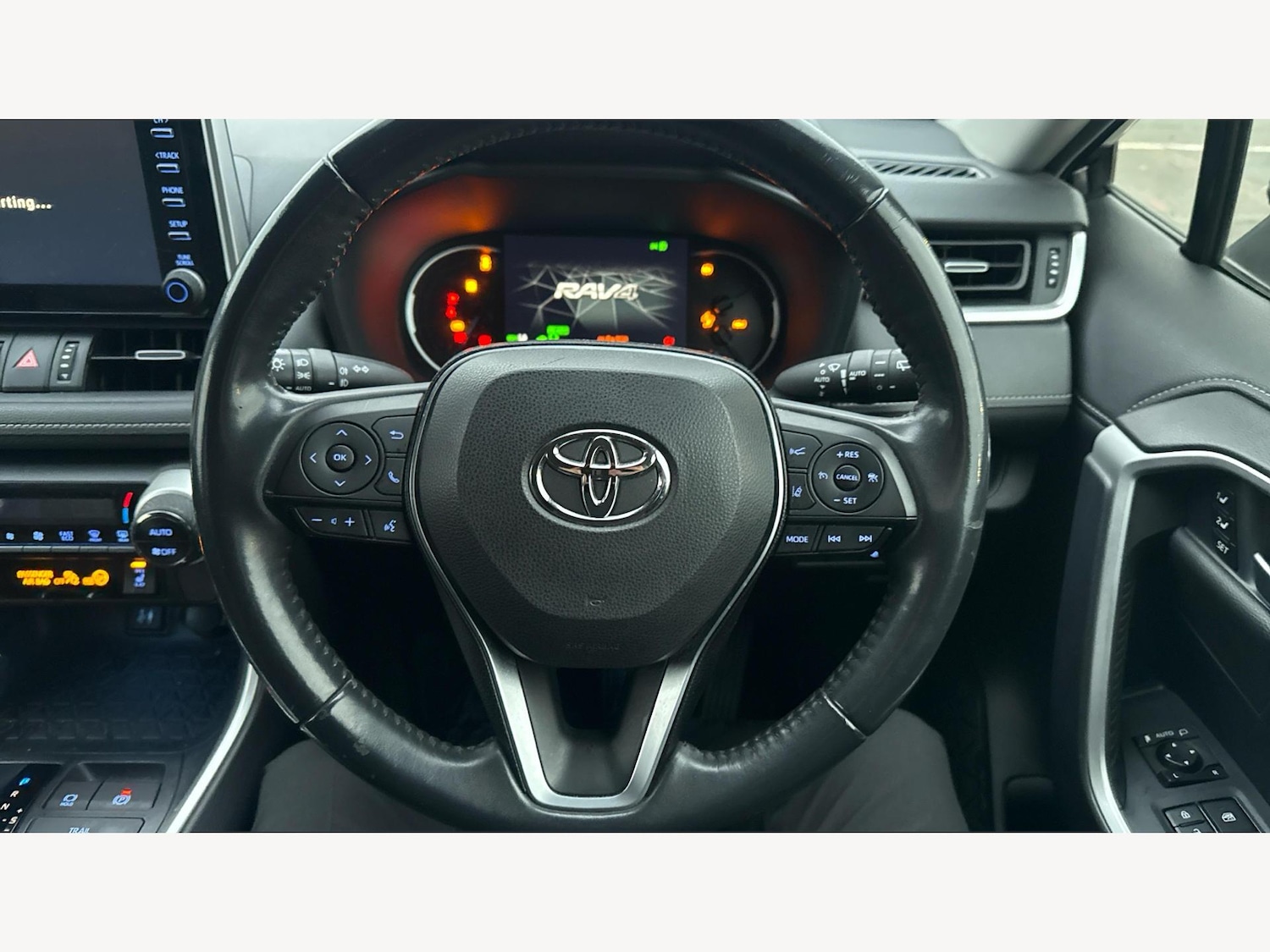 Used Toyota RAV4 2019 for sale - 77050183: Photo 10