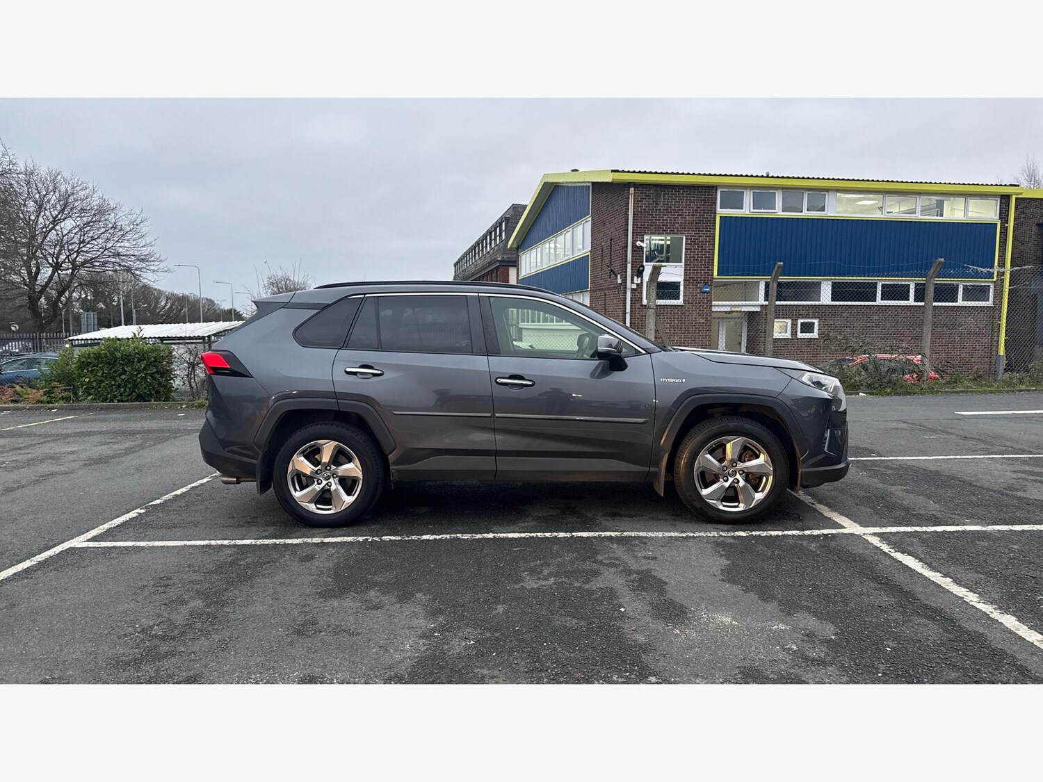 Used Toyota RAV4 2019 for sale - 77050183: Photo 18