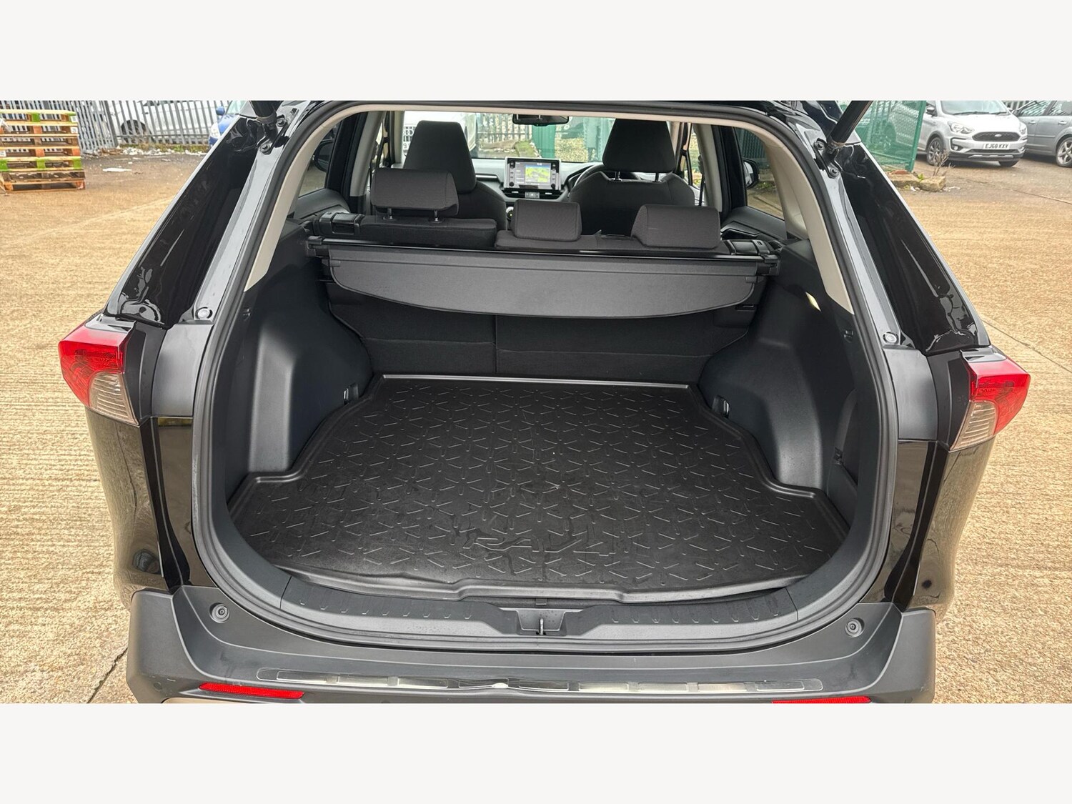 Used Toyota RAV4 for sale - 77808644: Photo 16